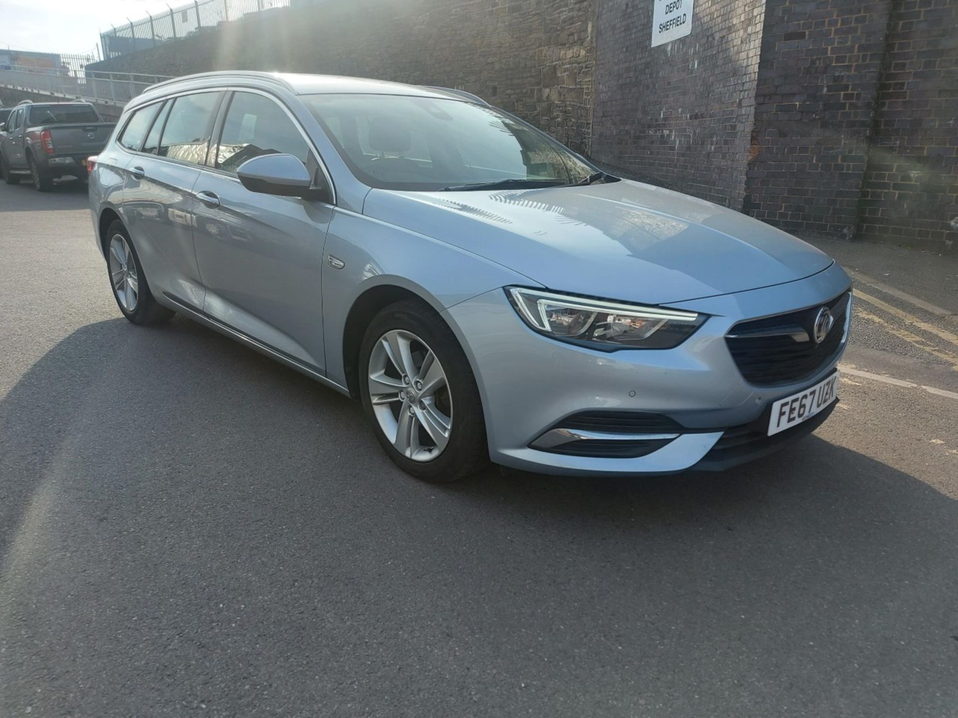 FE67 UZK - VAUXHALL INSIGNIA DIESEL SPORTS TOURER - 1.6 Turbo D ecoTec Tech Line Nav.  Fuel type: - Image 6 of 13