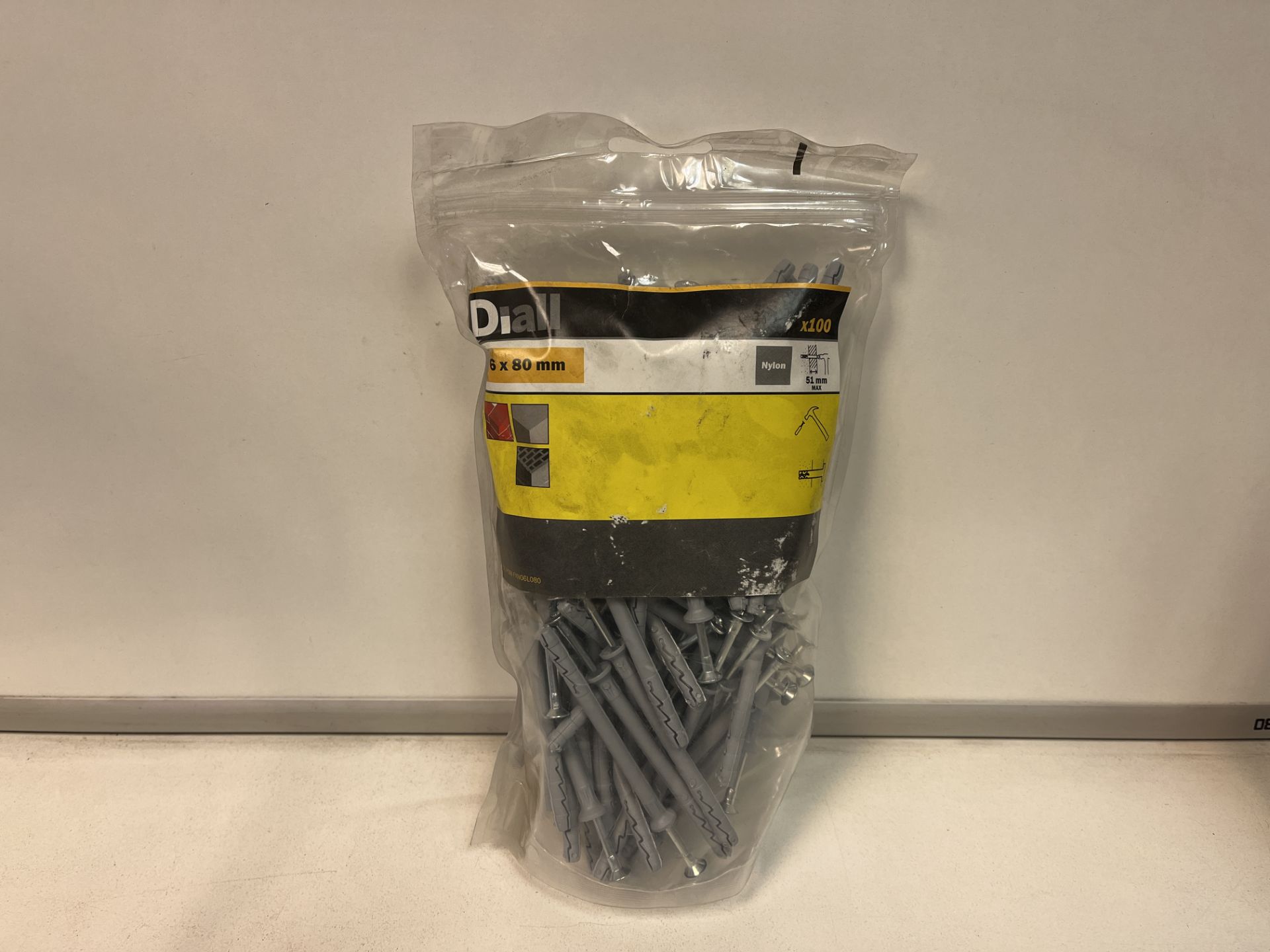 15 X BRAND NEW PACKS OF 100 COUNTERSUNK HAMMER DIXINGS 80MM X 6MM RRP £15 PER PACK R4