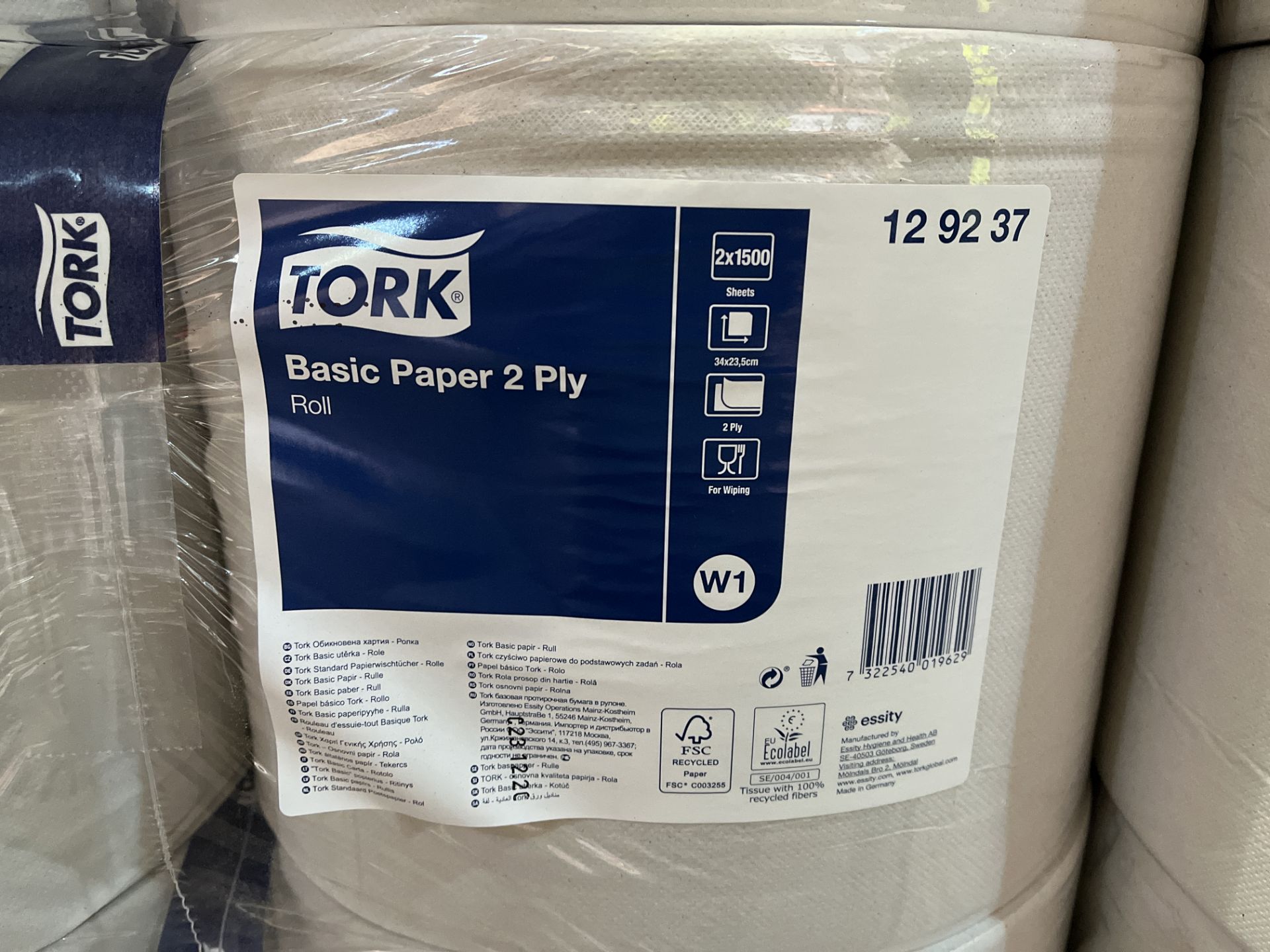 5 X BRAND NEW PACKS OF 2 TORK BASIC PAPER 2 PLY 12 92 37 PAPER ROLLS RRP £59 PER PACK R15