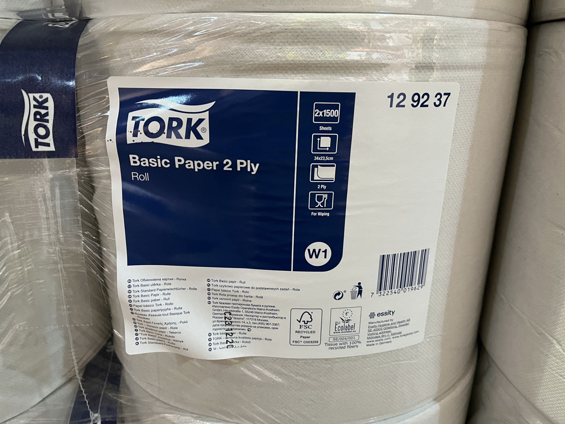 5 X BRAND NEW PACKS OF 2 TORK BASIC PAPER 2 PLY 12 92 37 PAPER ROLLS RRP £59 PER PACK R15