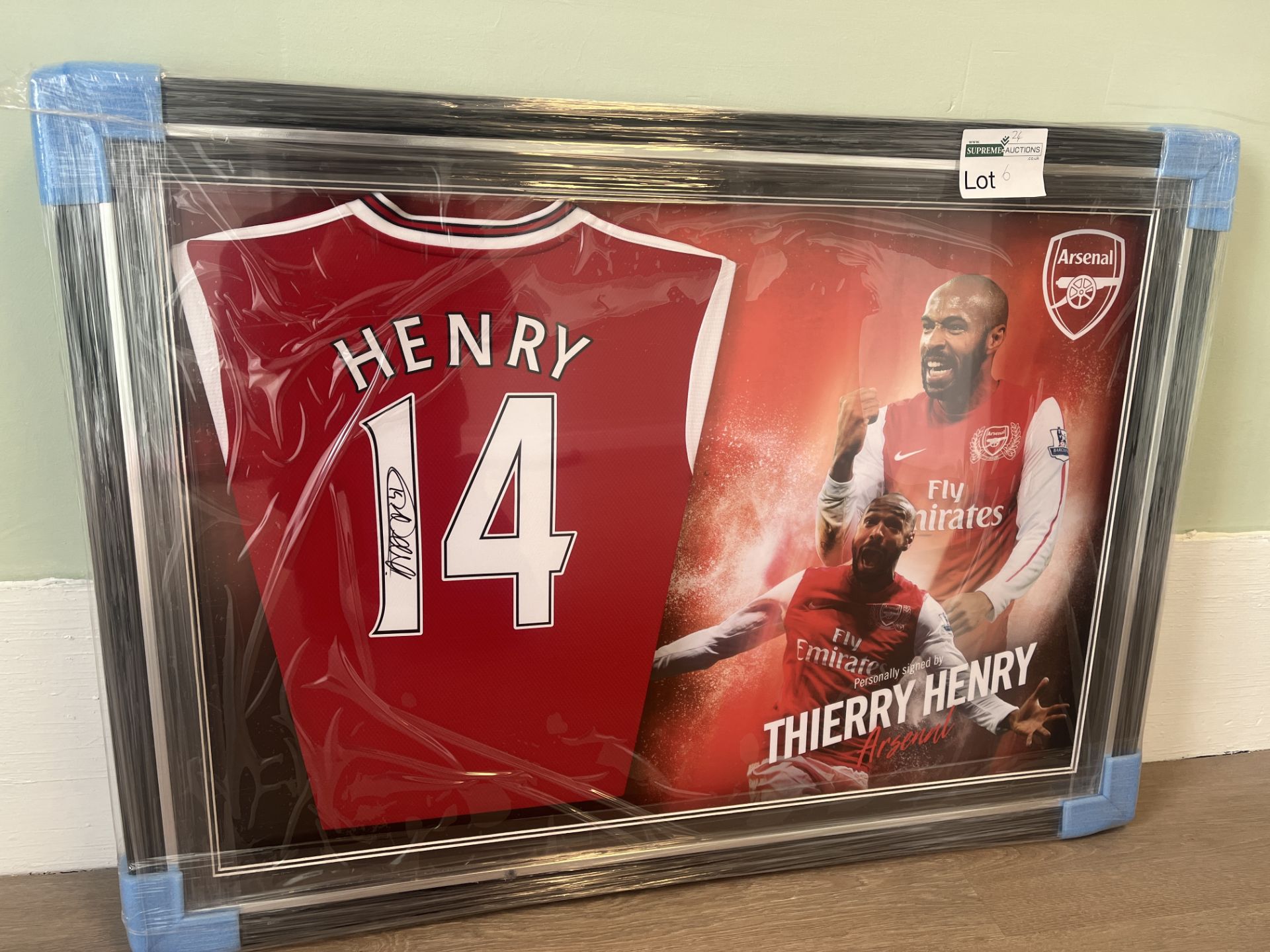 FRAMED & SIGNED ARSENAL LEGEND THIERRY HENRY ARSENAL SHIRT