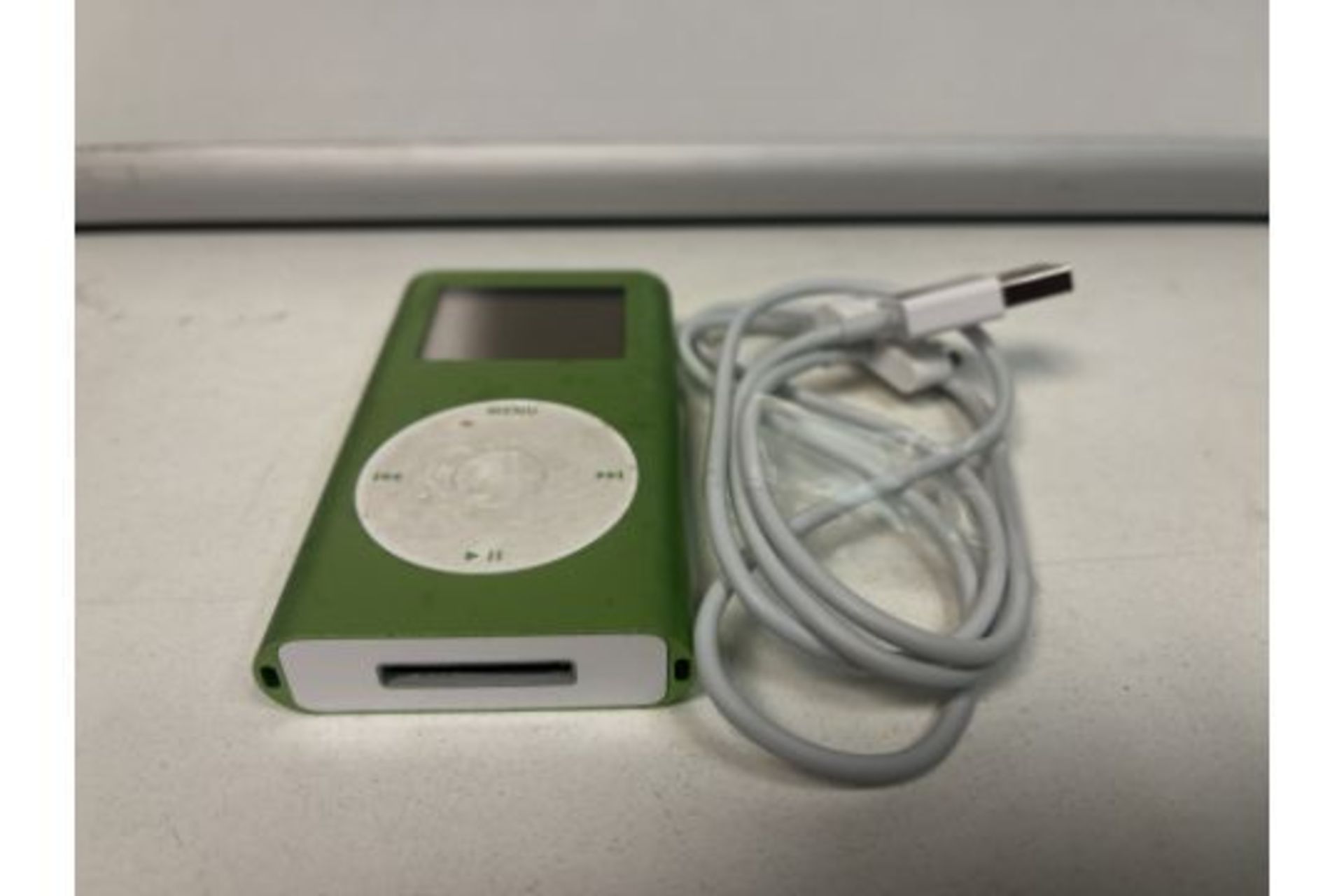 APPLE IPOD MINI, 6GB STORAGE WITH CHARGE CABLE (50) 188