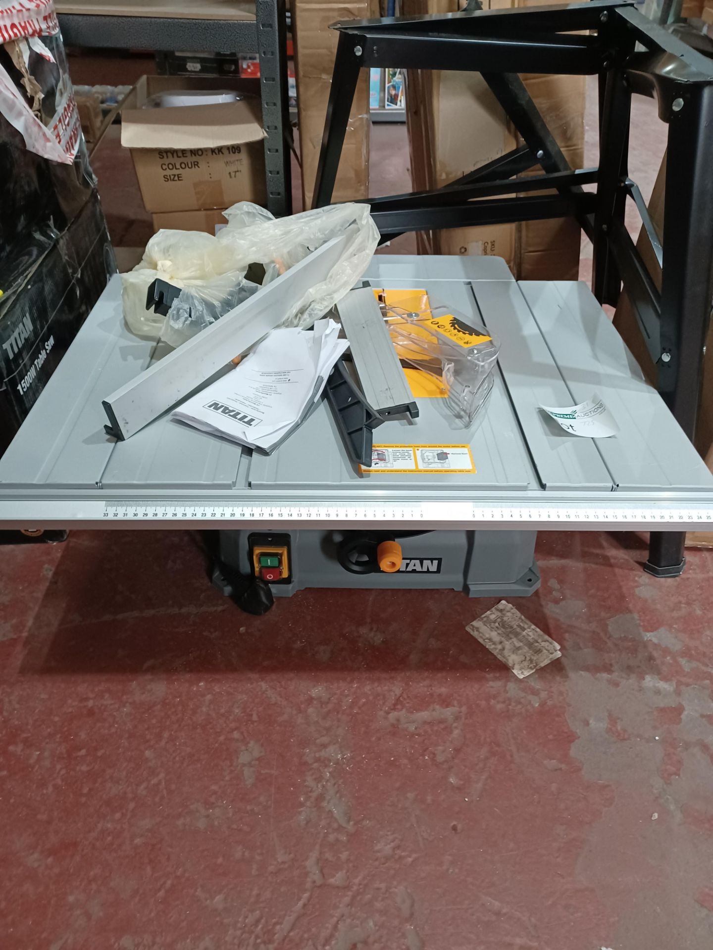 TITAN TTB763TAS 254mm Electric Table Saw 220-240V - BW