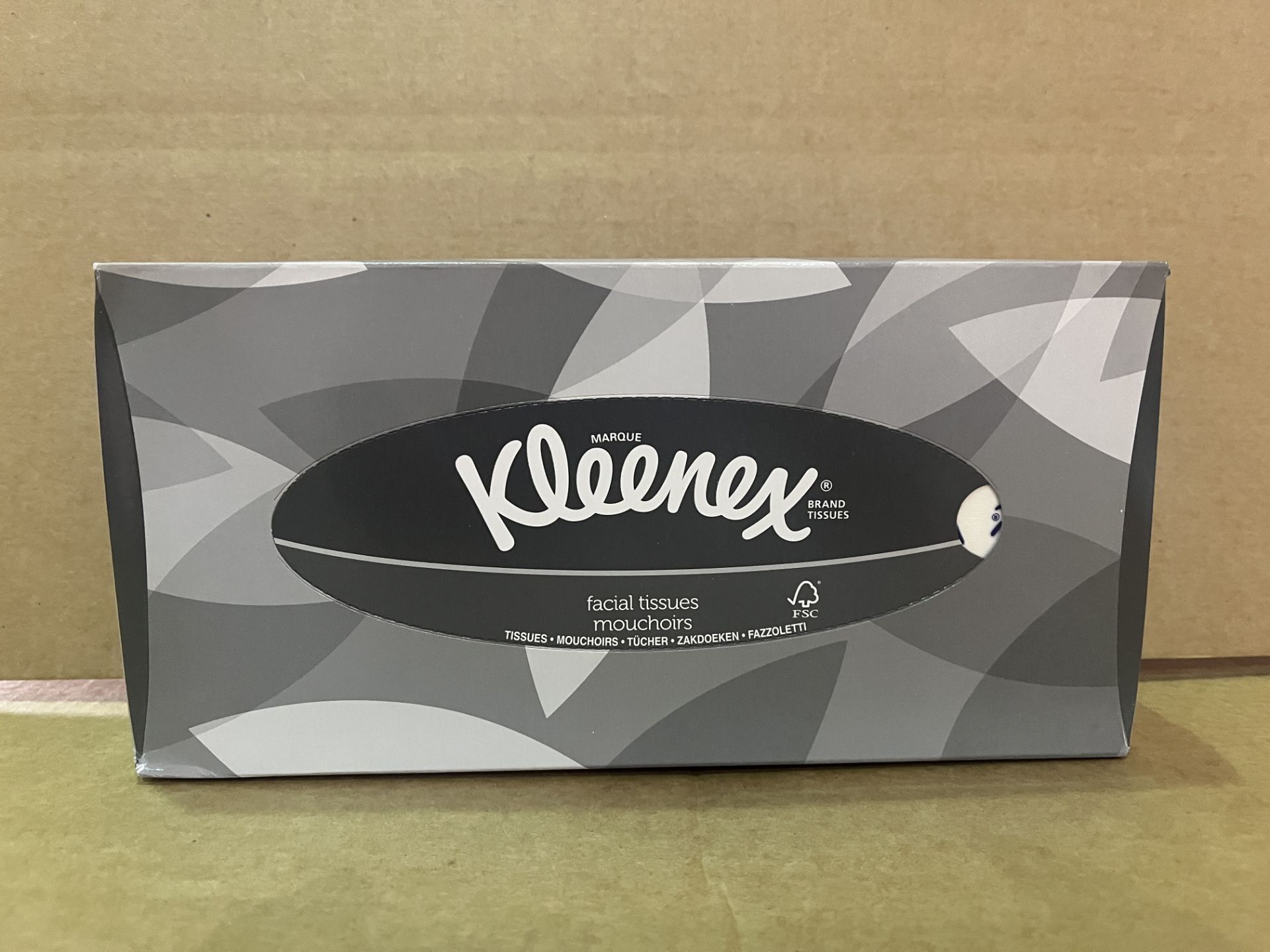 105 X BRAND NEW BOXES OF 100 KLEENEX FACIAL TISSUES IN 5 BOXES R15