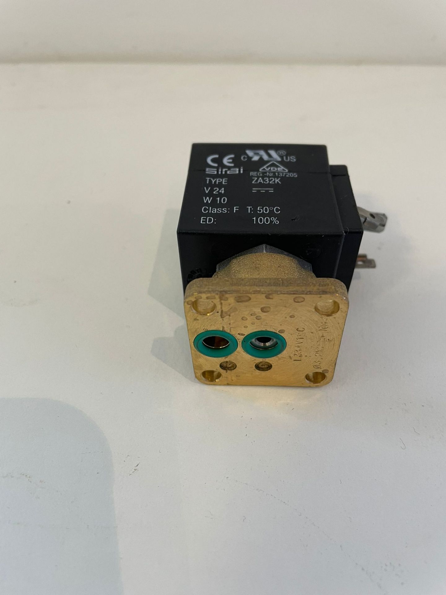 Sirai Solenoid Valve Type ZA32K P/N 533896700 Lot of 10 in packaging Majority with copper fixing Lot - Image 5 of 7