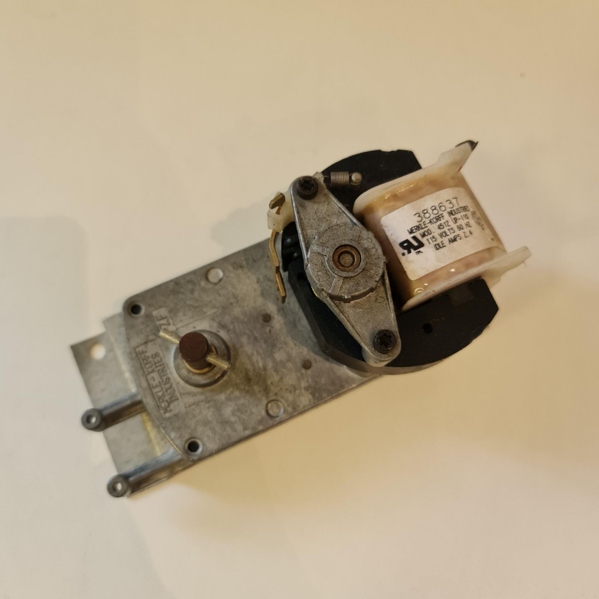 Merkle Korff Vending Machine Gear Motor P/N 388637 Second Hand RRP £100 - Image 3 of 6