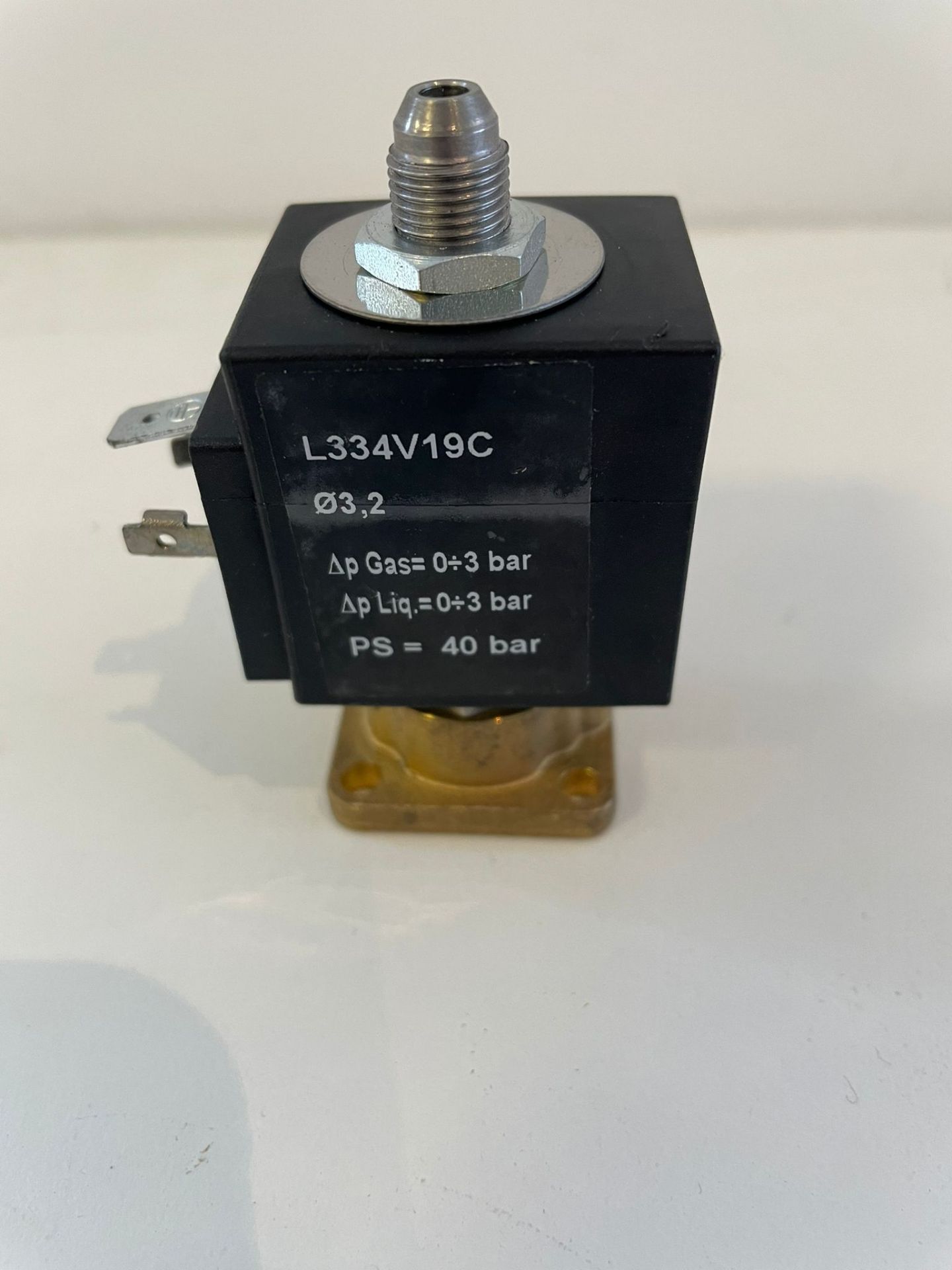 Sirai Solenoid Valve Type ZA32K P/N 533896700 Lot of 10 in packaging Majority with copper fixing Lot - Image 5 of 7
