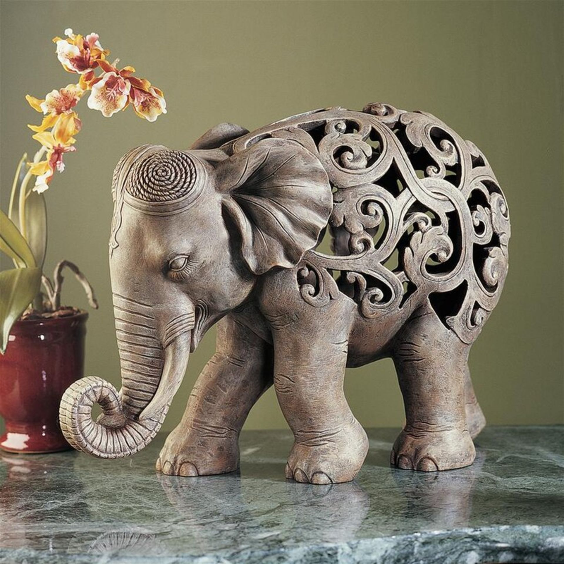 Design Toscano The Elephant Jail Anjan Figurine RRP £52.99 (WAY2)