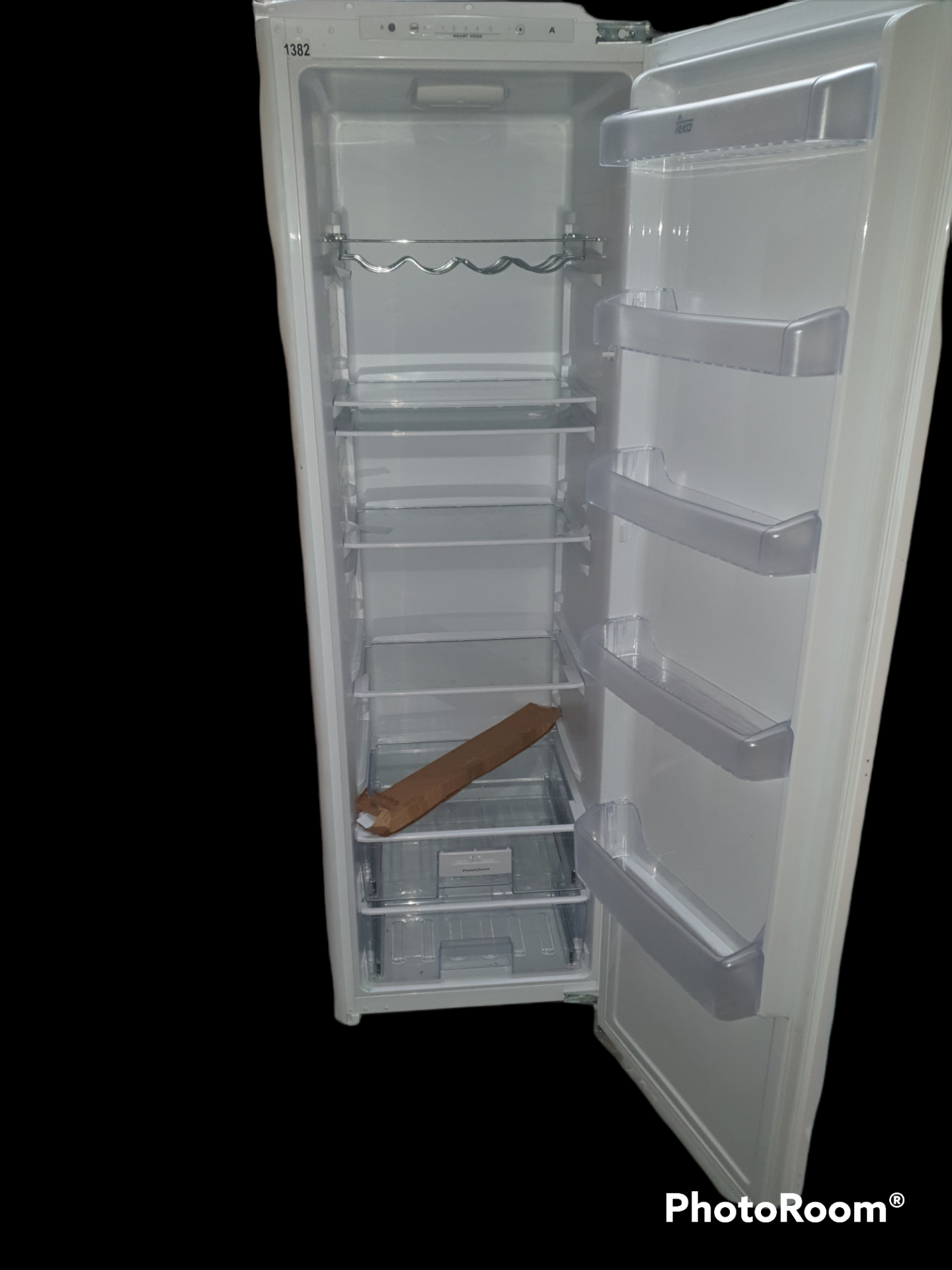 teka build in larder fridge