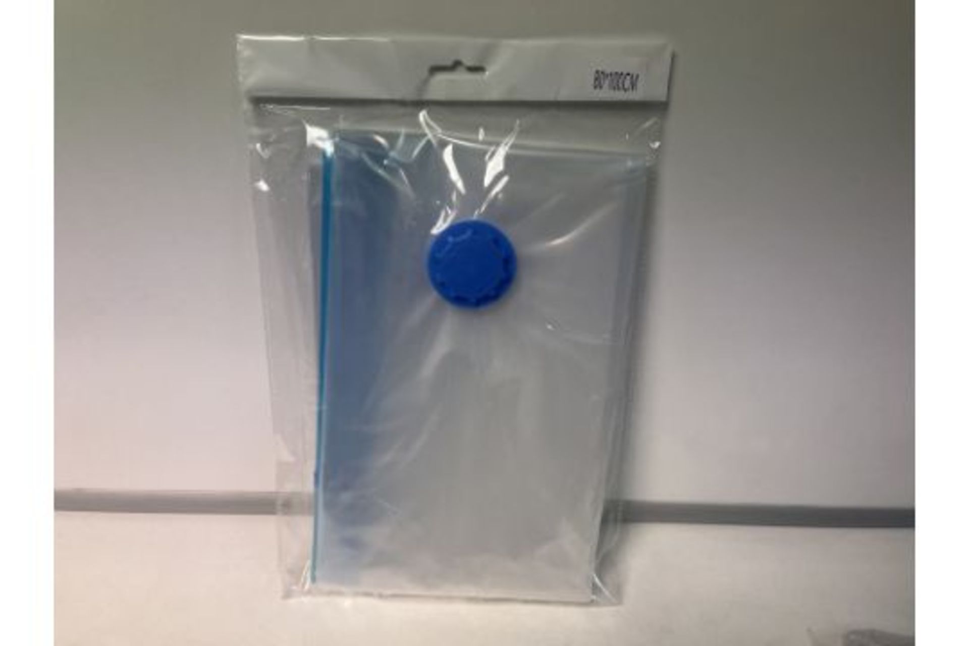 200 X BRAND NEW SPACE SAVER VACUUM BAGS (SIZES MAY VARY) R19