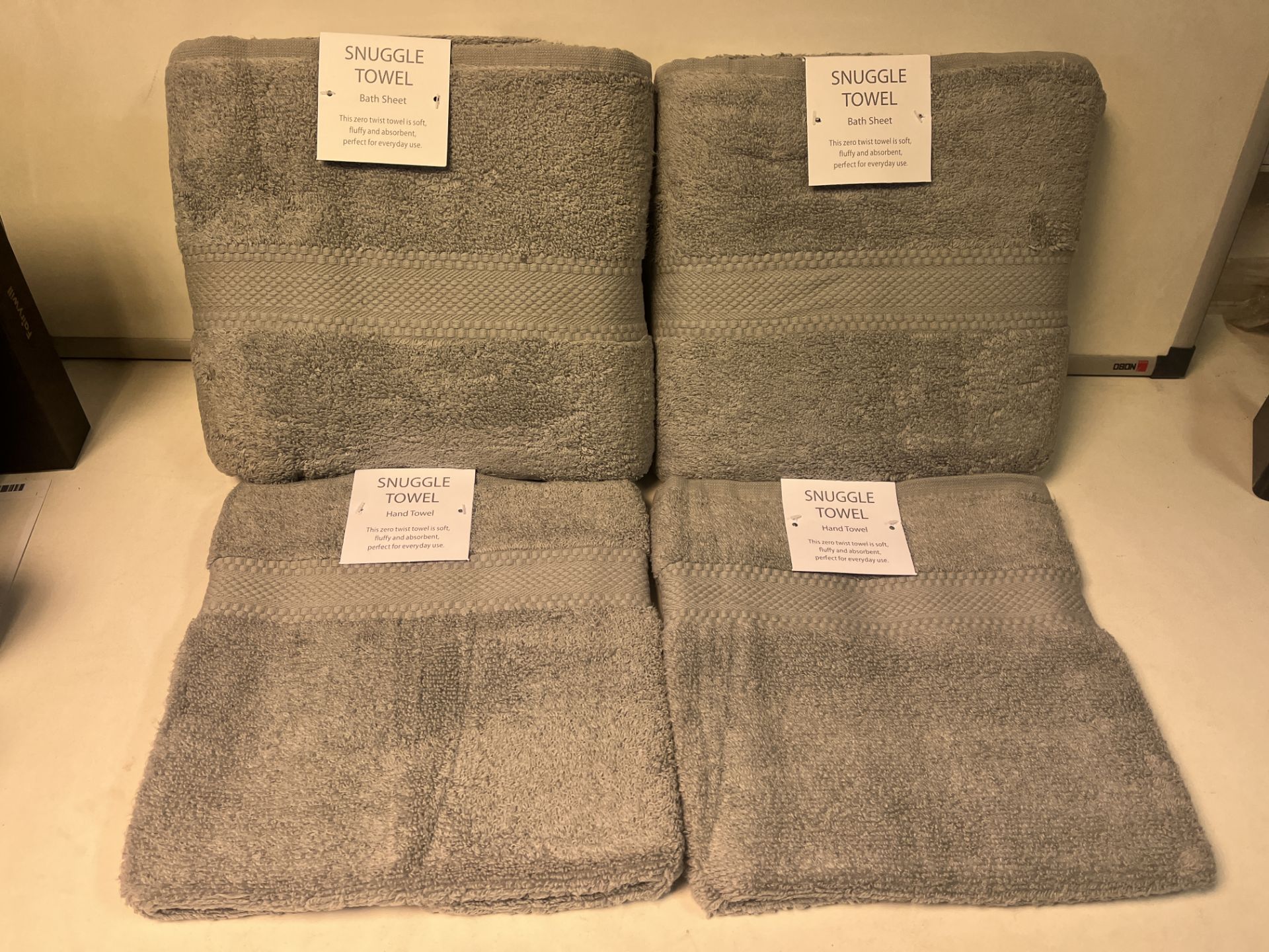 8 X BRAND NEW SETS OF 4 SLATE SNUGGLE TOWELS SETS INCLUDING 2 X BATH SHEETS 80 X 150CM AND 2 X
