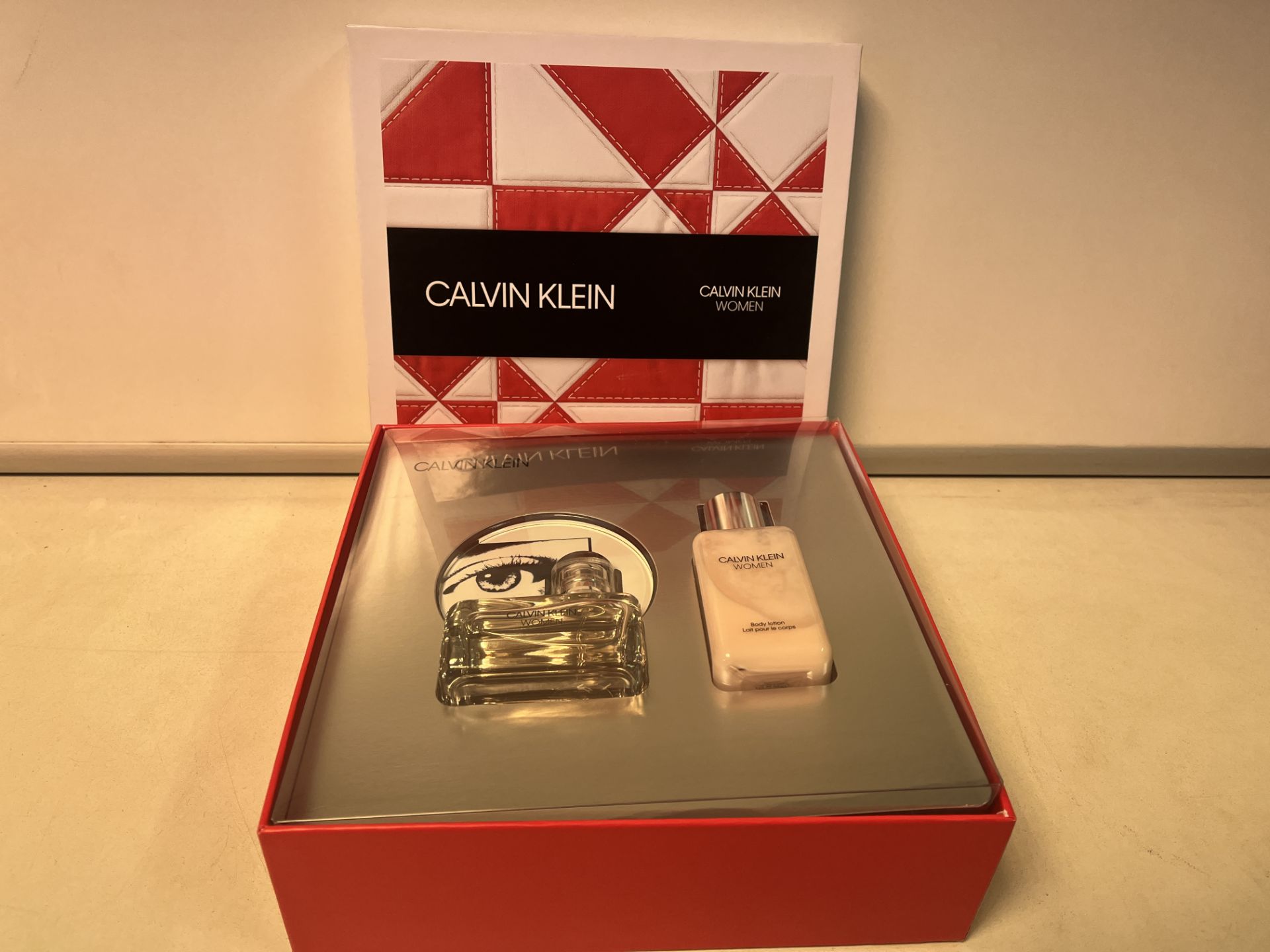 4 X BRAND NEW CALVIN KLEIN WOMEN 30ML EDT AND 100ML BODY LOTION SETS RRP £45 EACH OFF