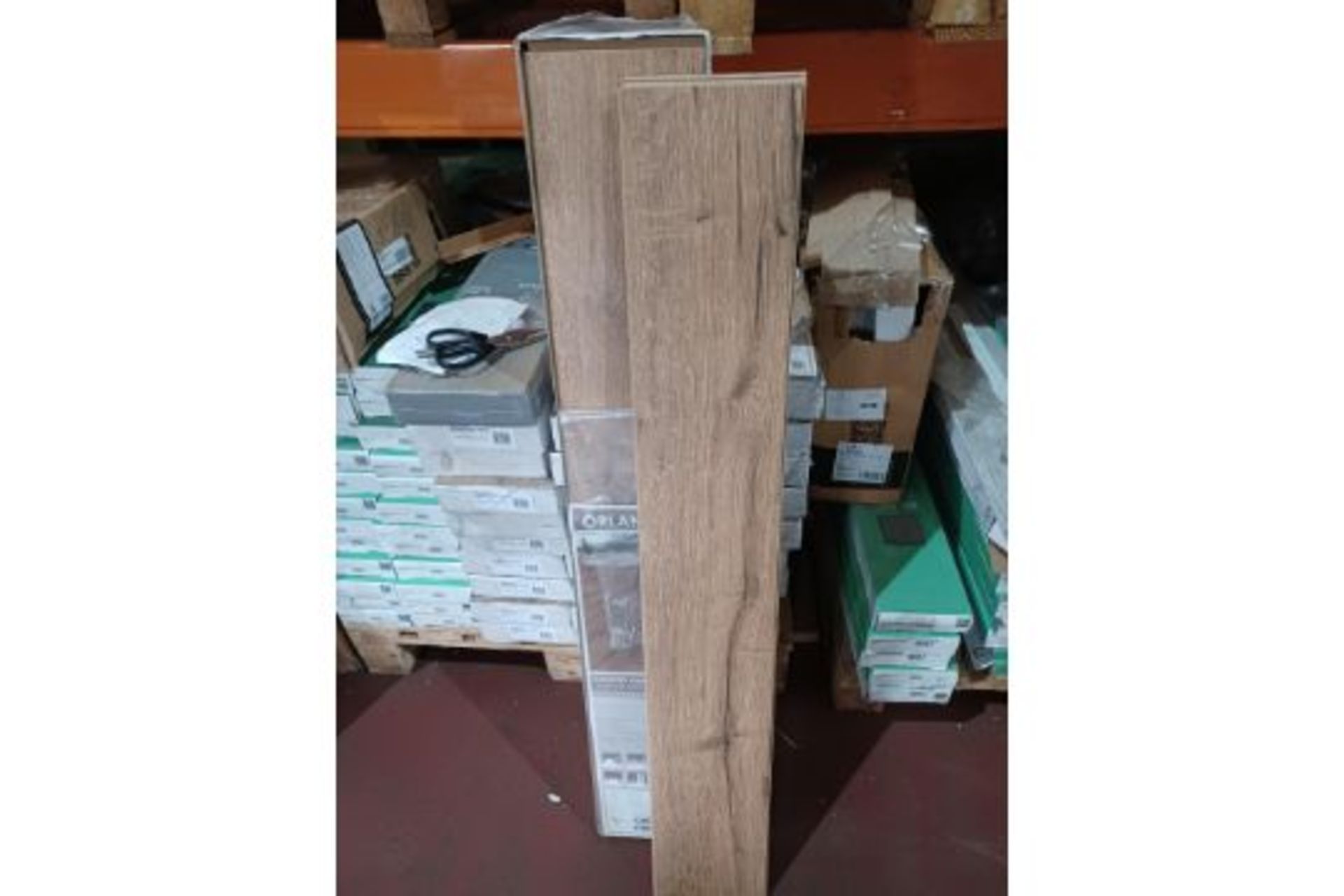 9 x PACKS OF Orlancha Oak effect Laminate Flooring. Each pack contains 1.746m2, giving this lot a - Image 2 of 2
