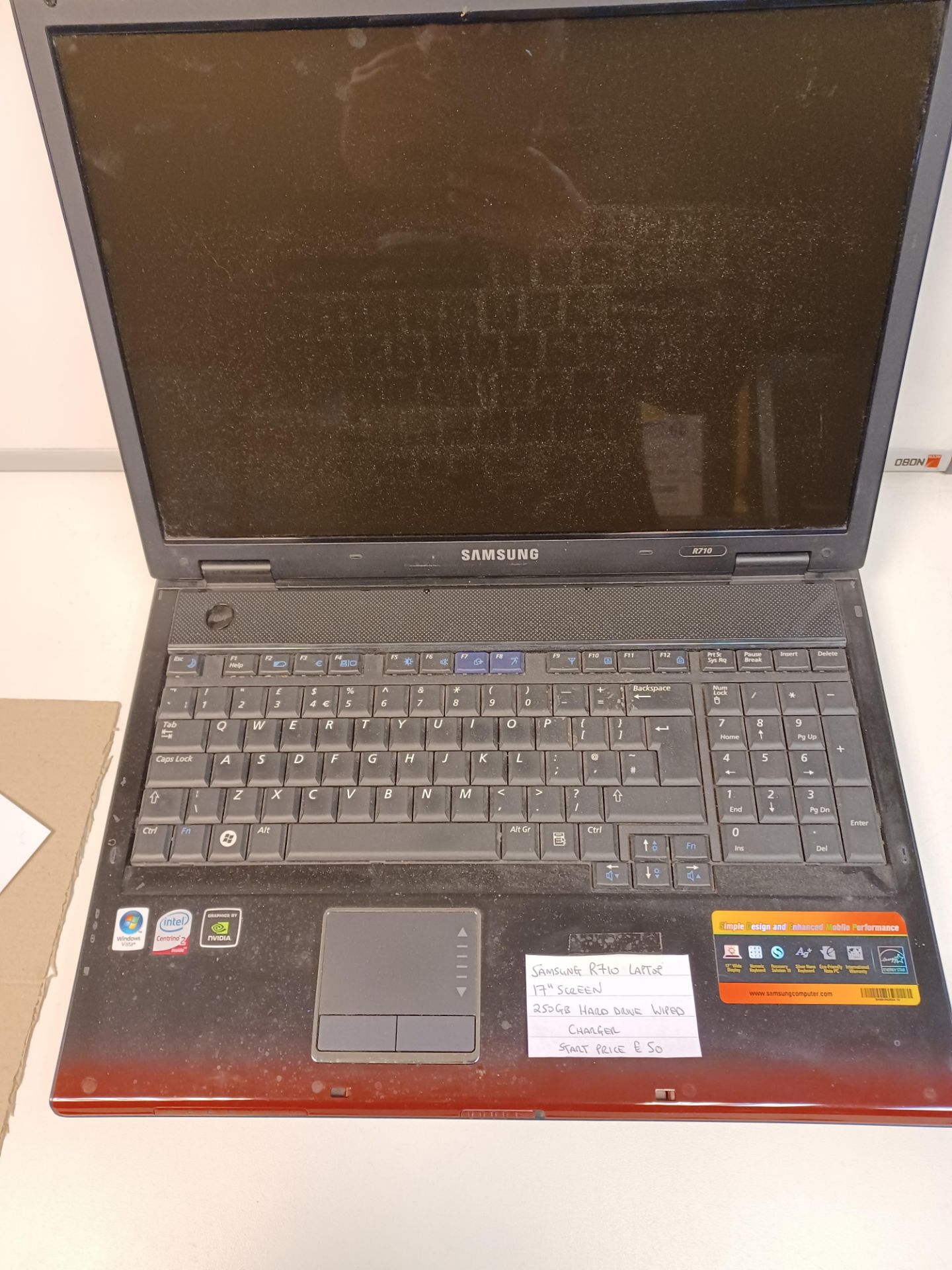 SAMSUNG R710 LAPTOP 17" SCREEN 250GB HARD DRIVE WITH CHARGER