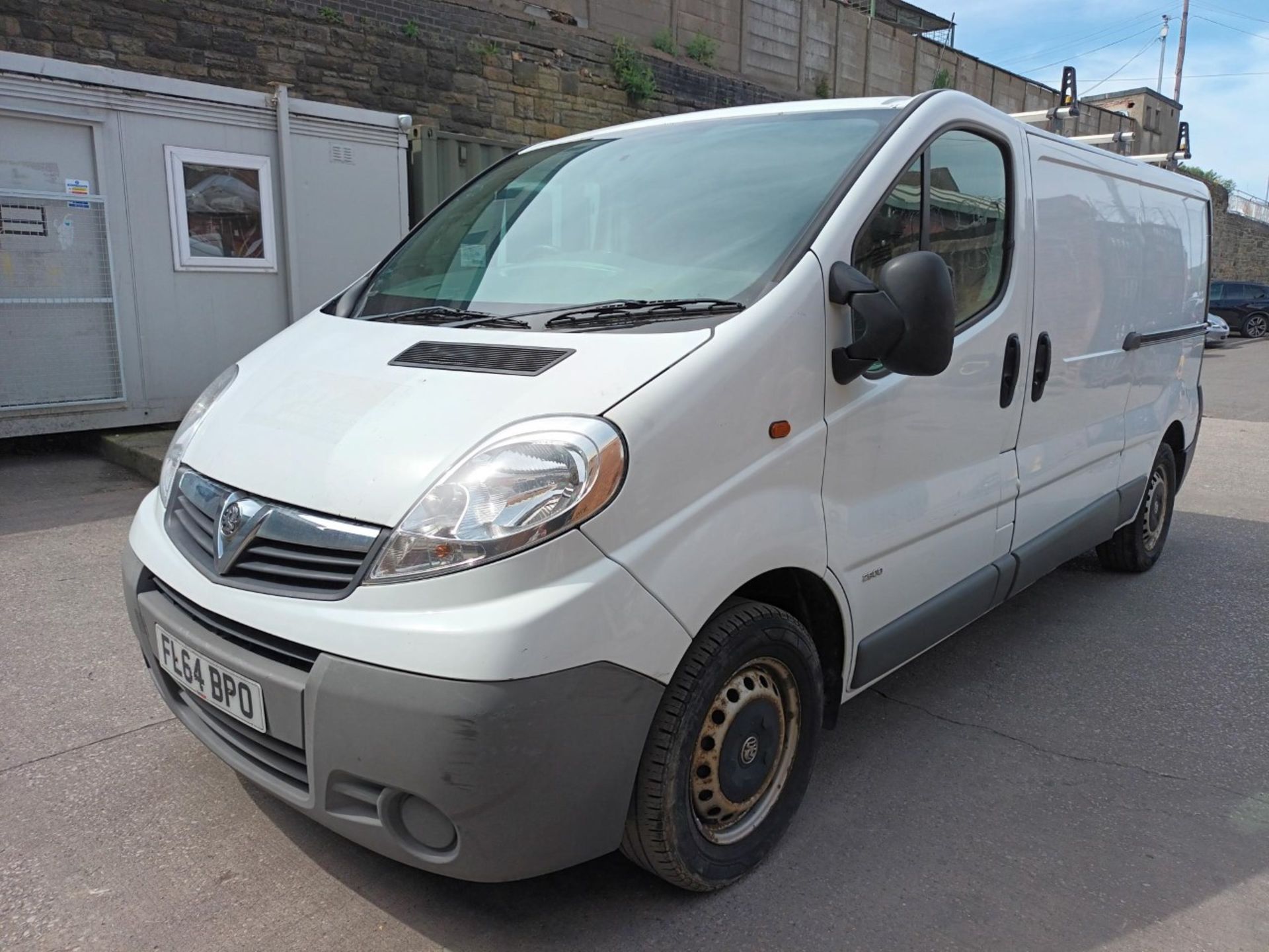 FL64 BPO  VAUXHALL VIVARO LWB - 2.0CDTI [90PS] ecoFLEX Van 2.9t.  Mileage: 174,562 miles Colour: