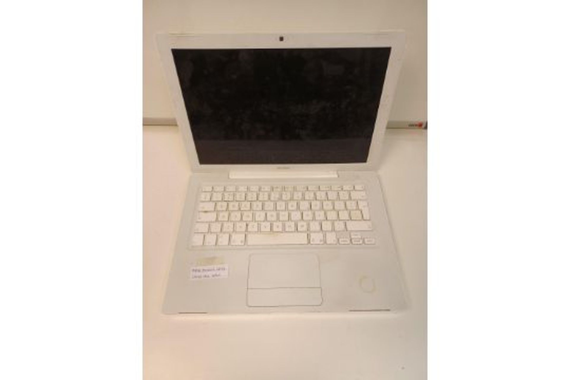 APPLE MACBOOK LAPTOP 250GB HARD DRIVE (87)