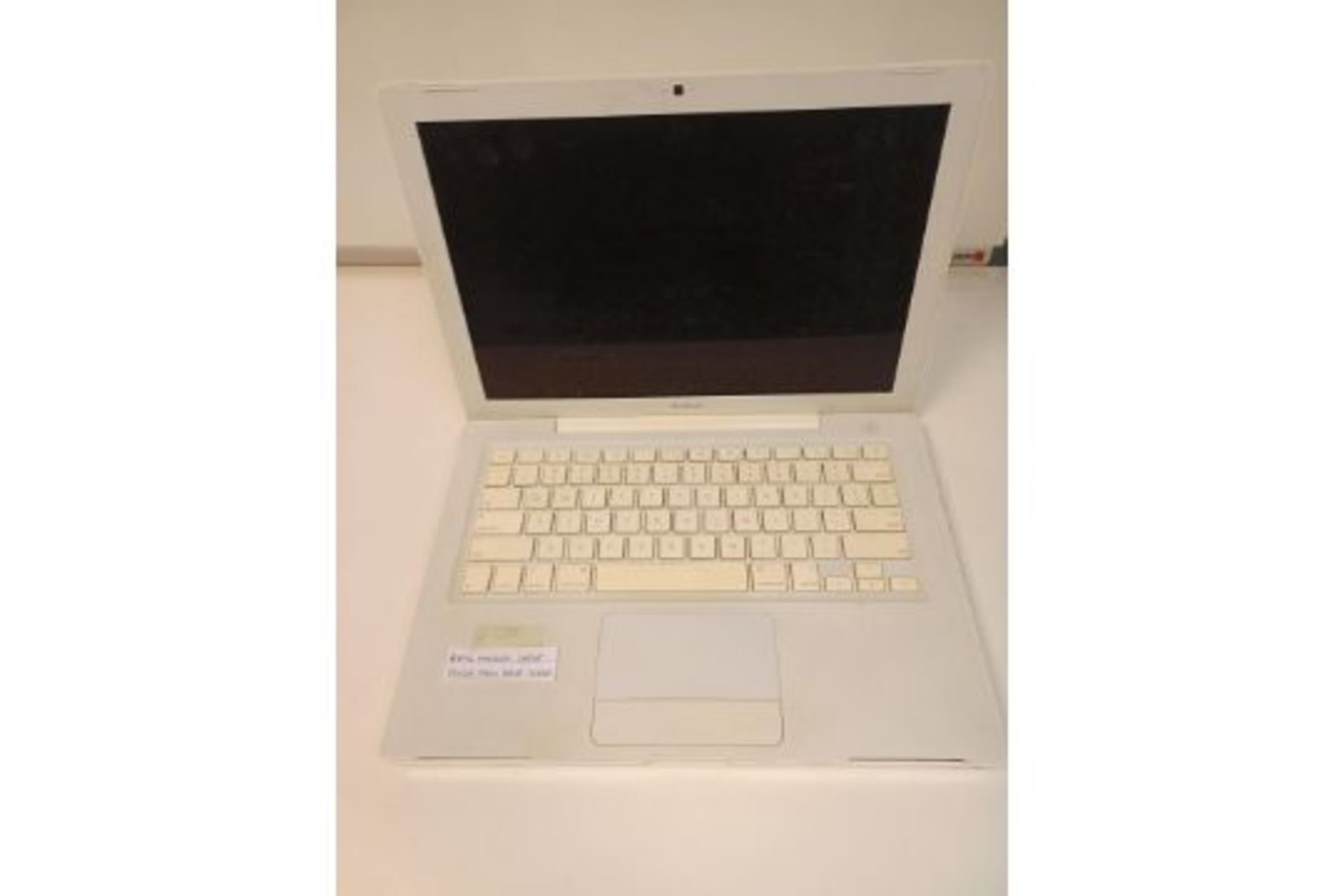 APPLE MACBOOK LAPTOP 250GB HARD DRIVE (86)