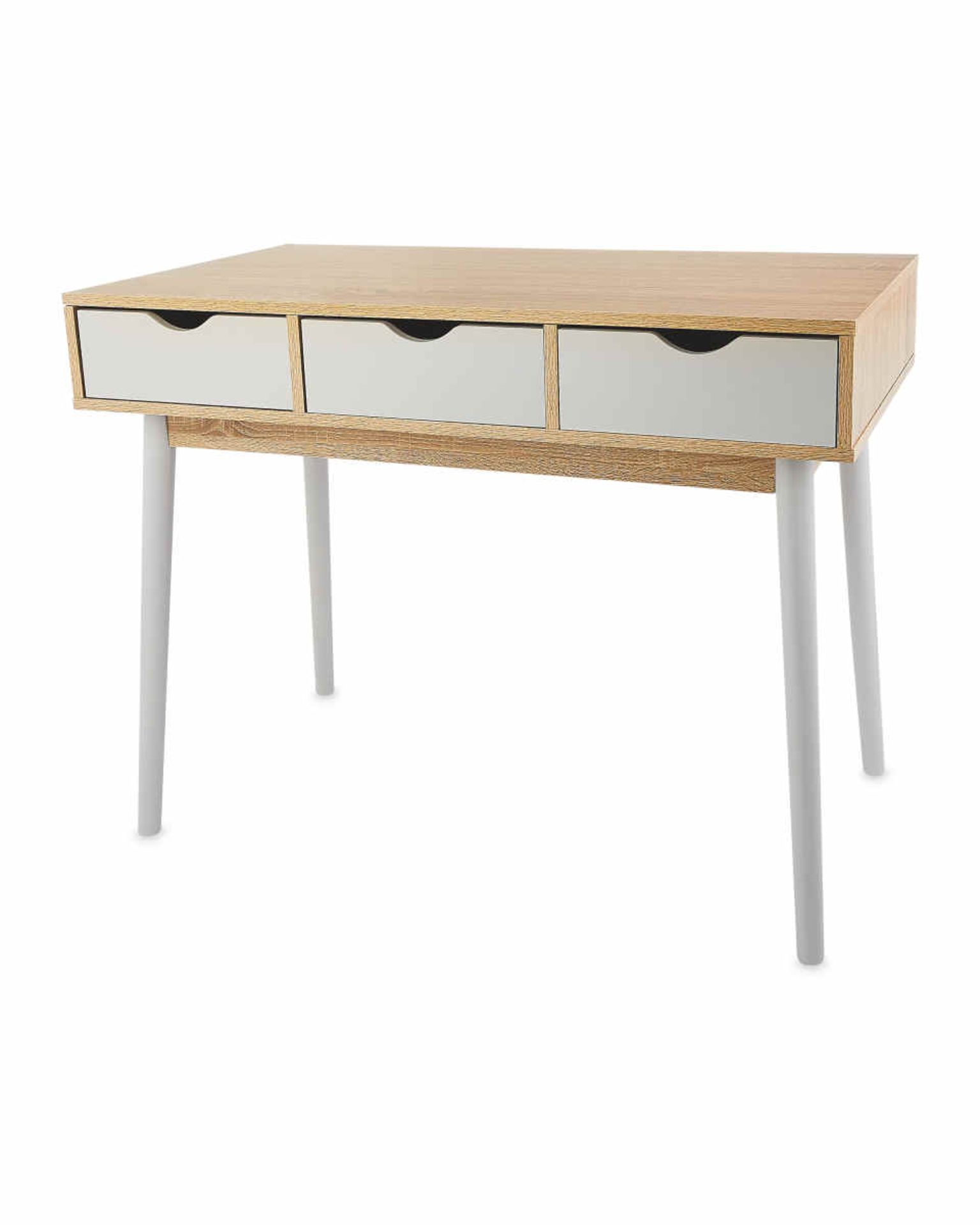 Contemporary Wooden Console Table. Your home décor doesn’t have to be boring when you add gorgeous