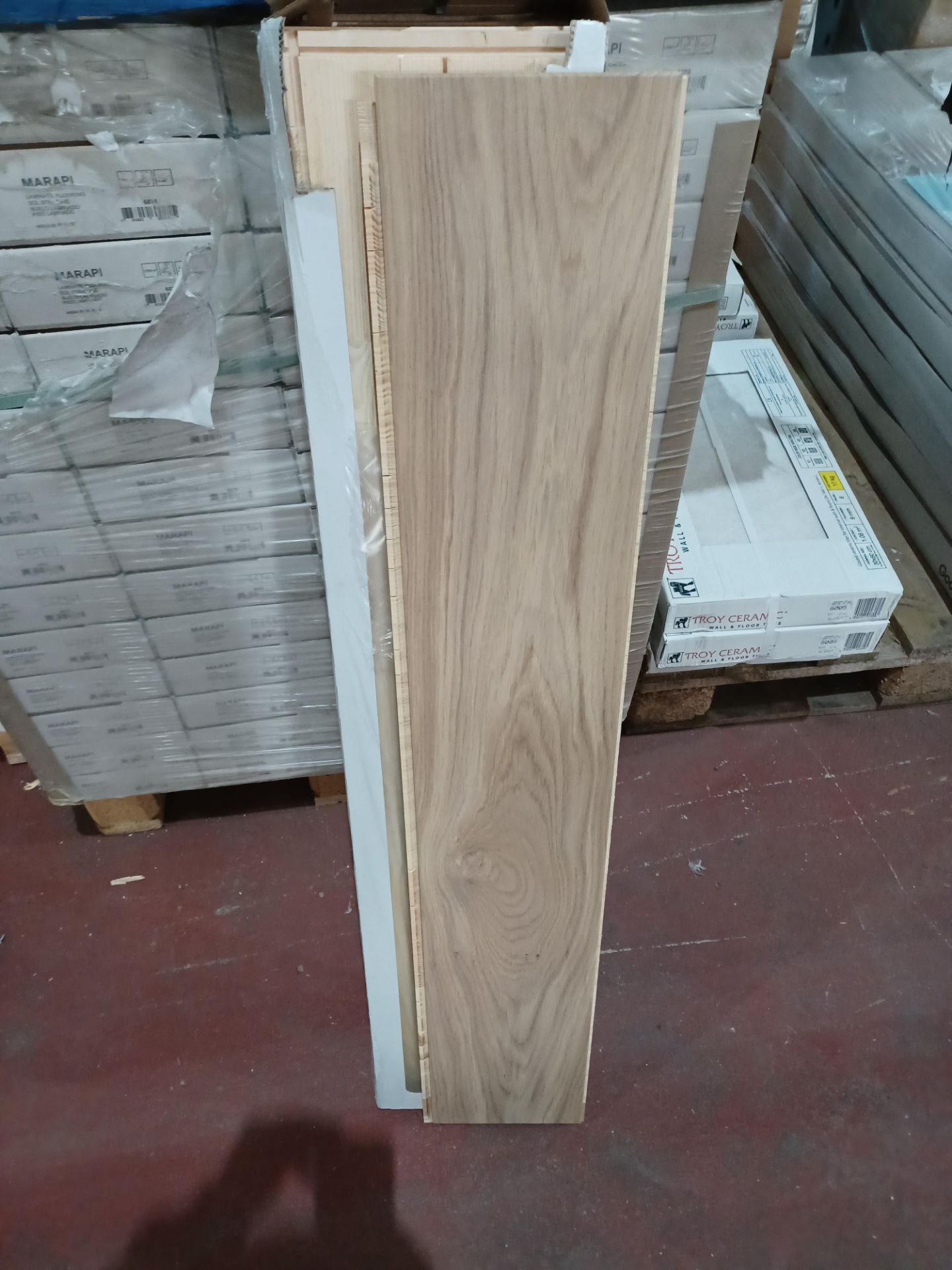 4 x PACKS OF Halland White Oak Real wood top layer flooring. Each pack contains 1.37m2, giving