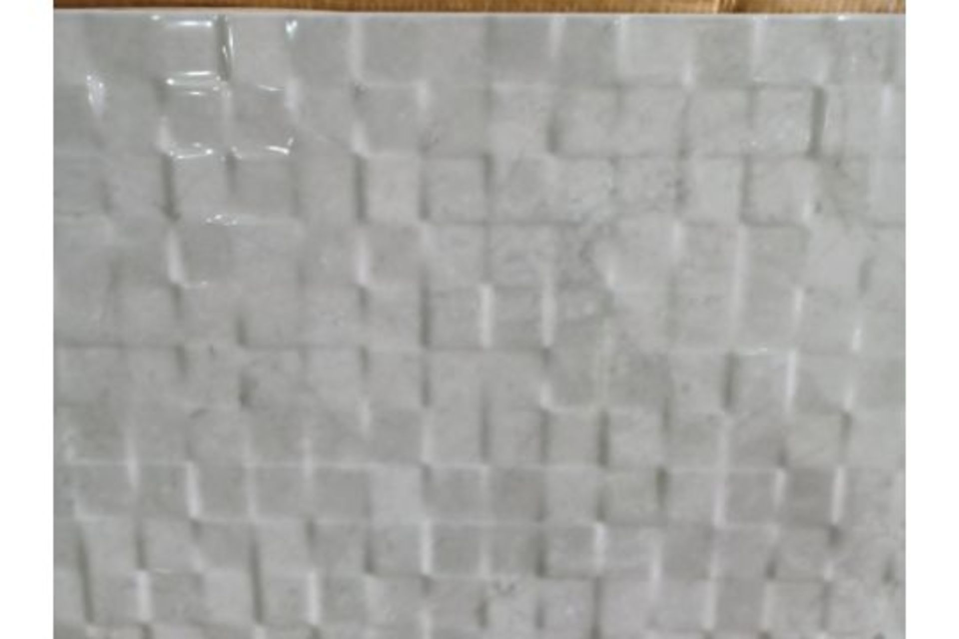 12 x PACKS OF IDEAL MARBLE DÉCOR GLAZED CERAMIC WALL TILES. SIZE: 400mm(L) x 250mm (H). 7.5mm THICK. - Image 2 of 2