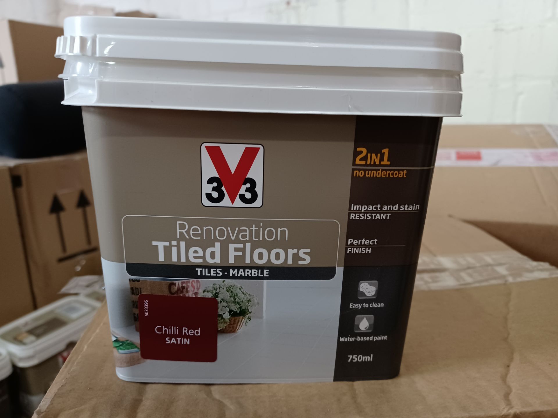 43 X BRAND NEW V33 CHILLI RED TILE RENOVATION 750ML R15