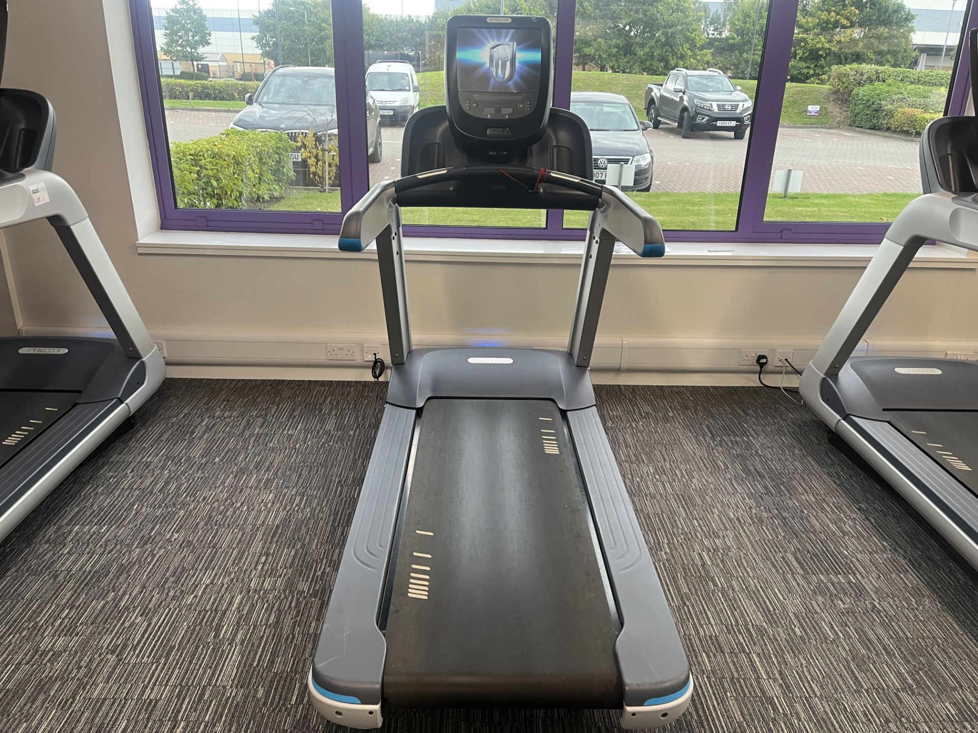 PRECOR TRM885 TREADMILL WITH P82 CONSOLE DISPLAY - Image 2 of 2