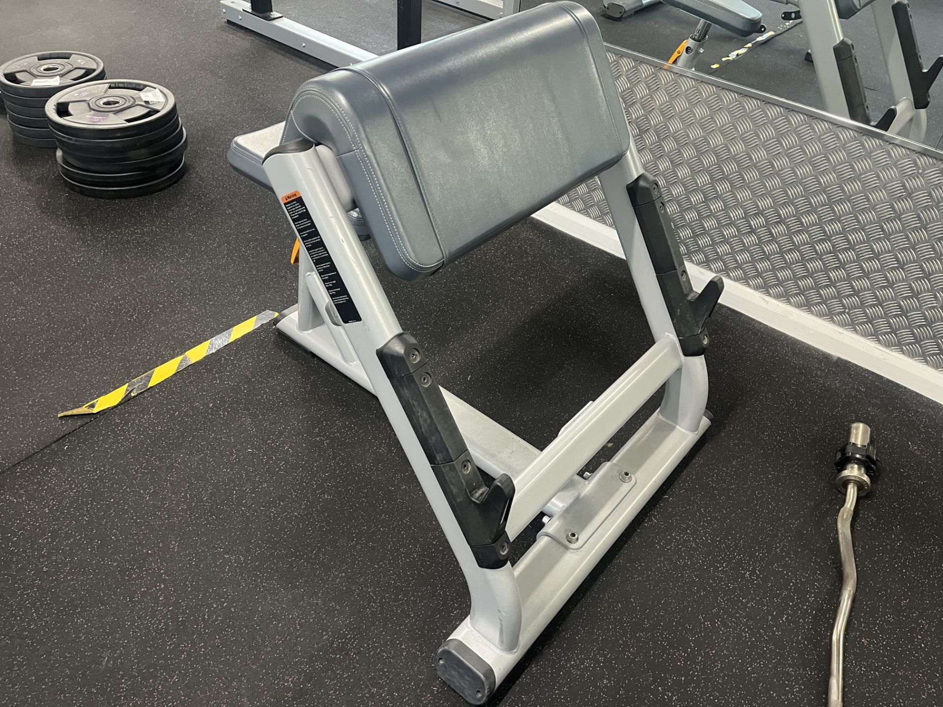 PRECOR BICEP CURL BENCH - Image 2 of 2