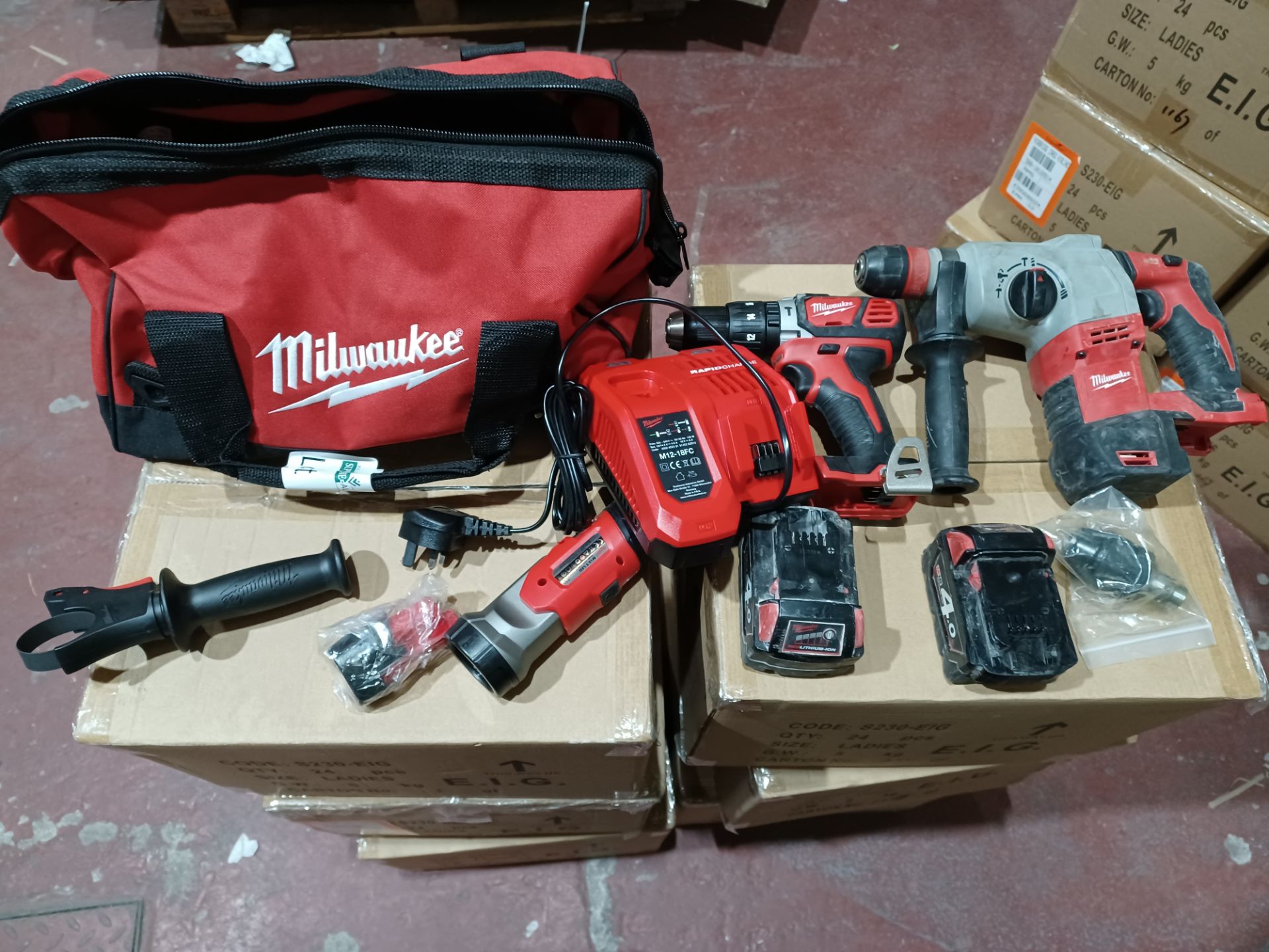 MILWAUKEE M18 TWIN PACK M18 BPD BRUSHLESS CORDLESS, HD18 HX SDS HAMMER DRILL AND TORCH WITH 3