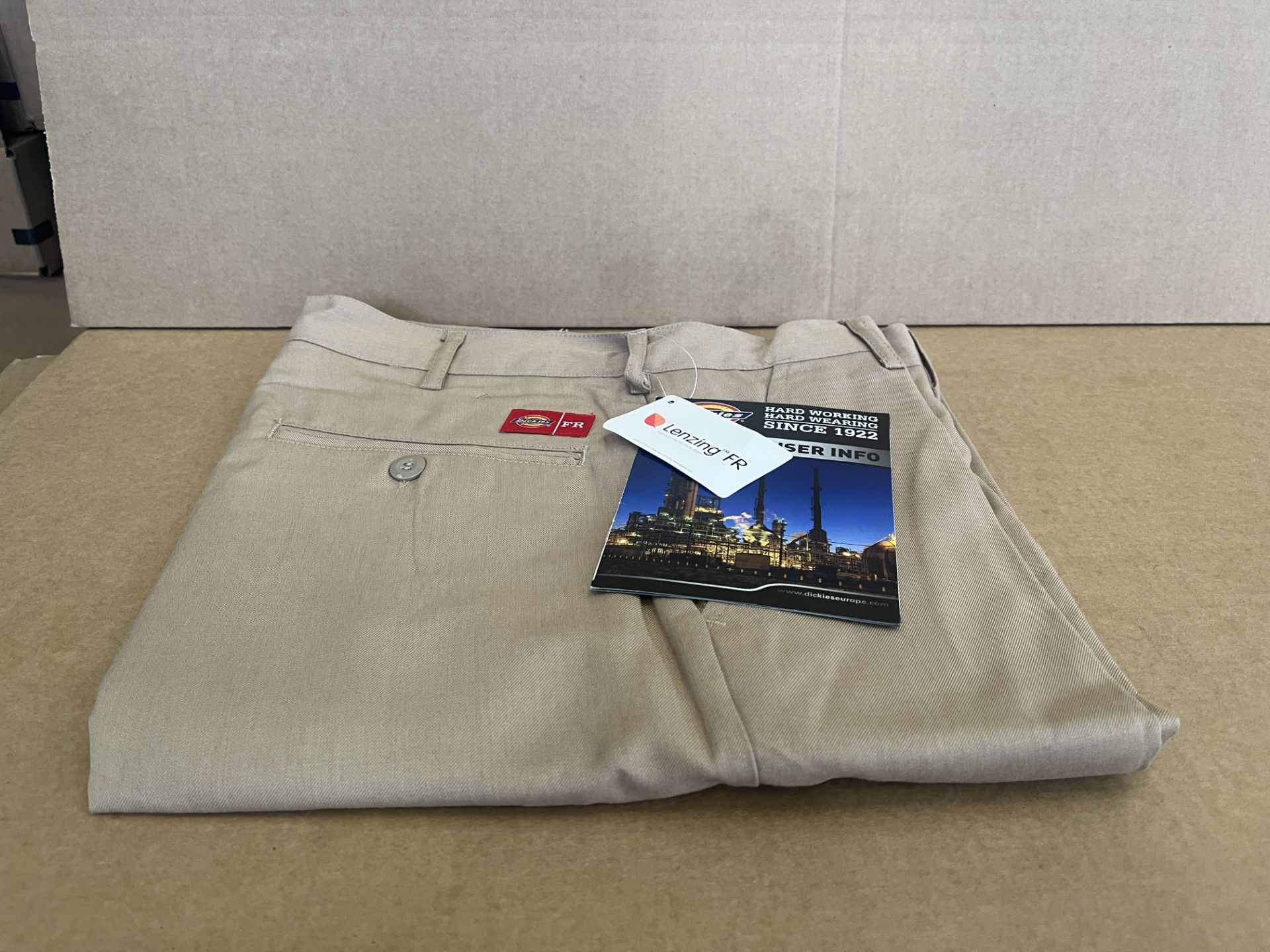 8 X BRAND NEW DICKIES KHAKI WORK TROUSERS IN VARIOUS SIZES S1-11