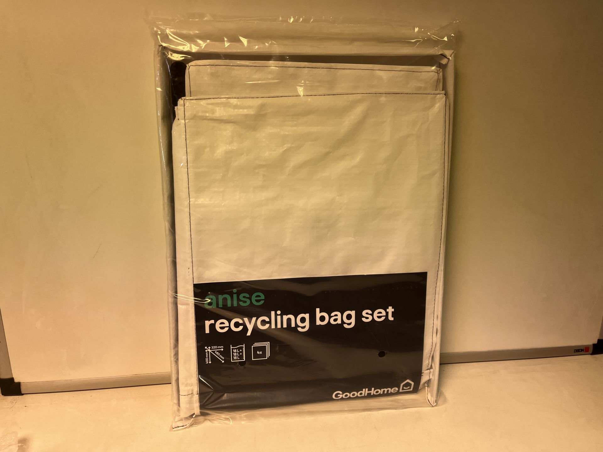 45 X BRAND NEW SETS OF ANISE RECYCLING BAGS R4