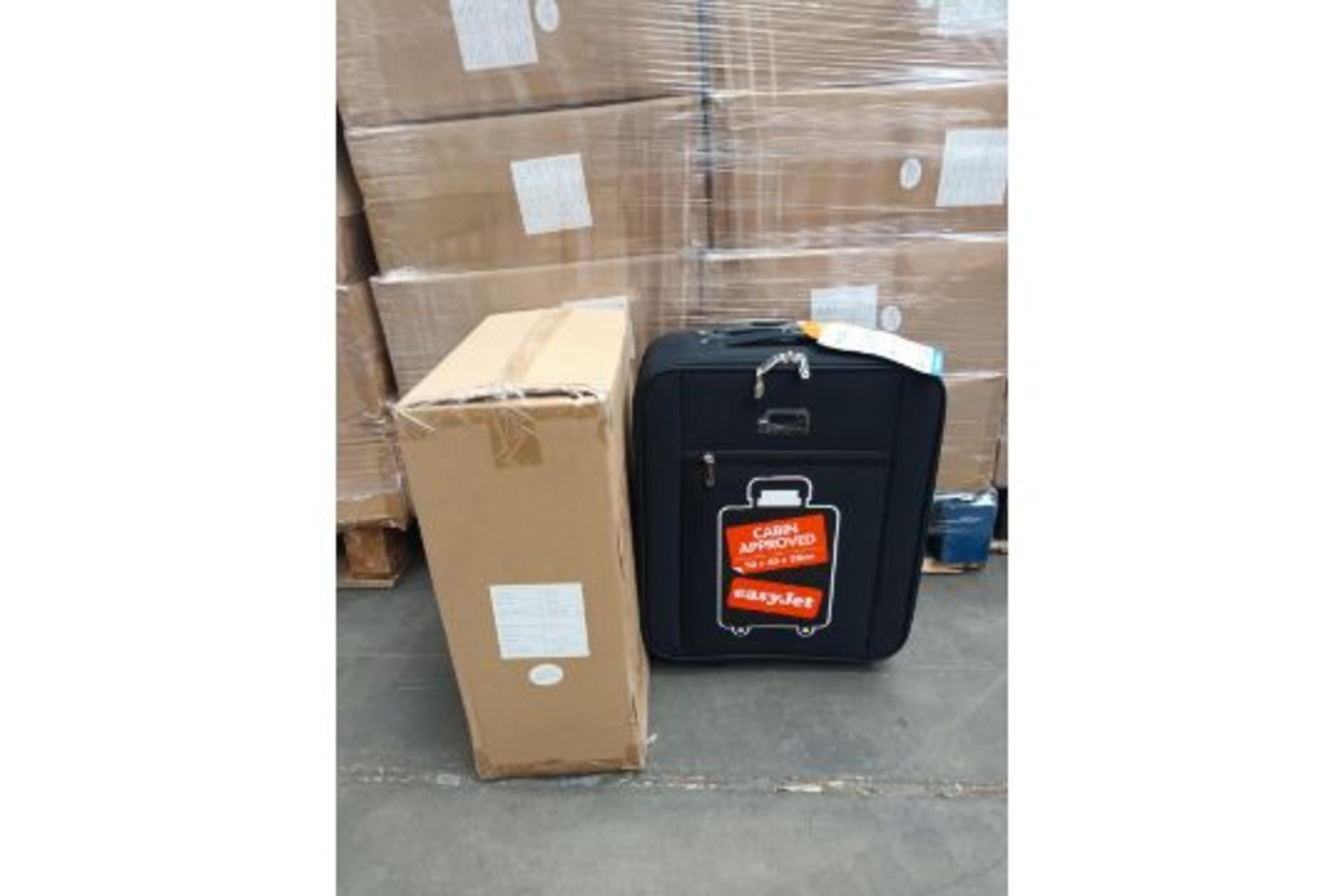 Pallet to Contain 24 x New & Boxed Constellation Cabin Suitcases. Size: 50x40x20cm. RRP £49.99 each, - Image 3 of 4