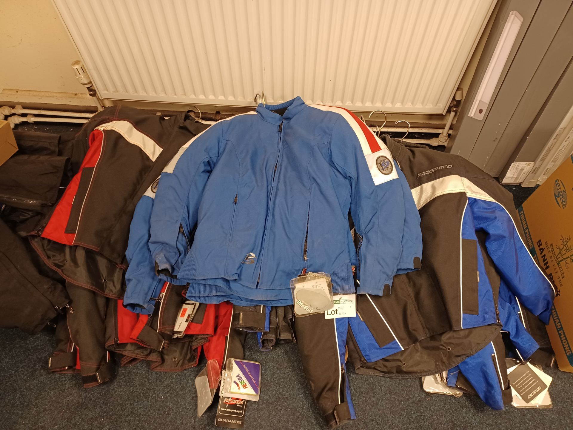 3 X PROSPEED PROFESSIONAL MOTORBIKE JACKETS IN VARIOUS STYLES AND SIZES EBR