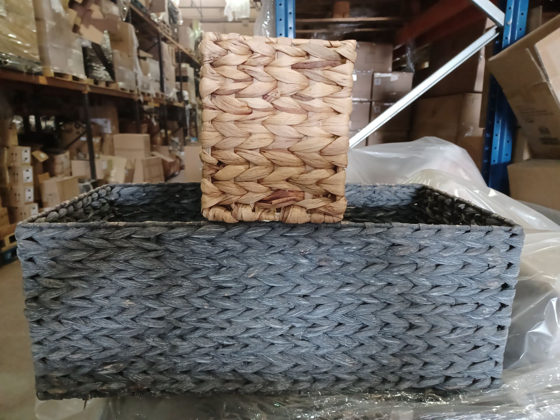 10 X ASSORTED STORAGE BASKETS. R3