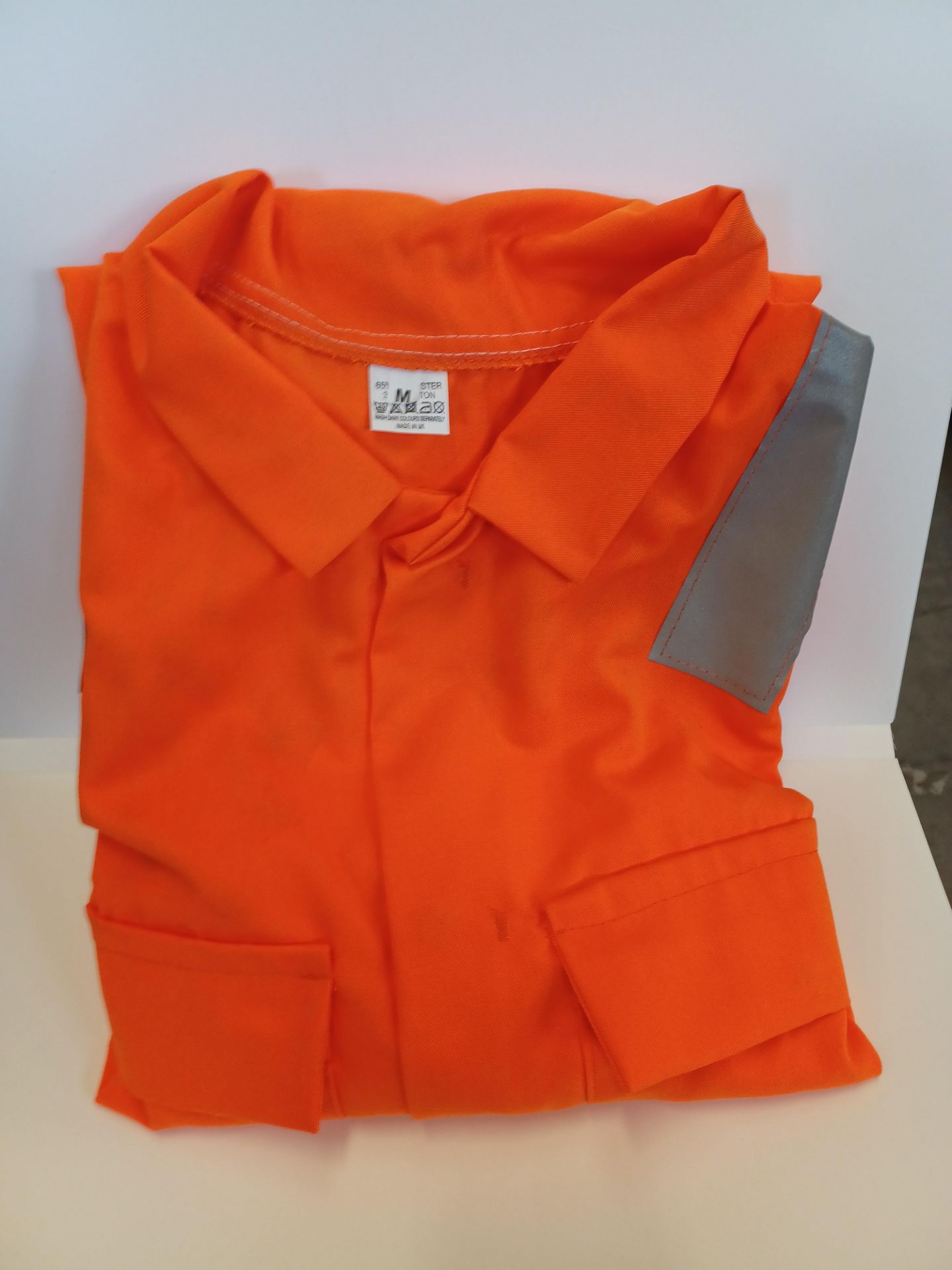 15 X BRAND NEW ORANGE COVERALLS MEDIUM S1-9