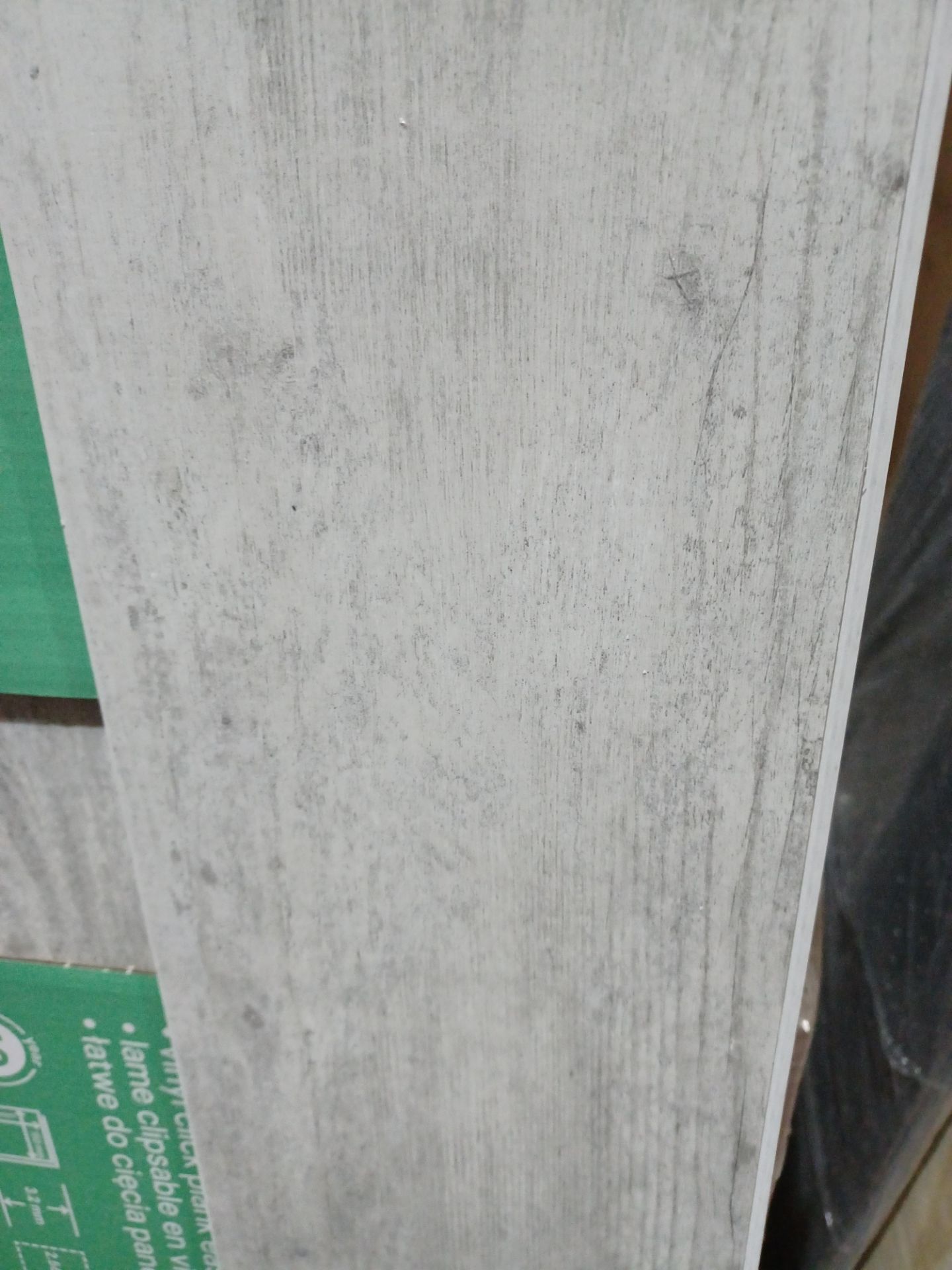 10 x PACKS OF BACHETA LUXURY VINYL CLICK PLANK FLOORING. RRP £58 PER PACK. STYLE: RUSTIC WHITE . - Image 2 of 2