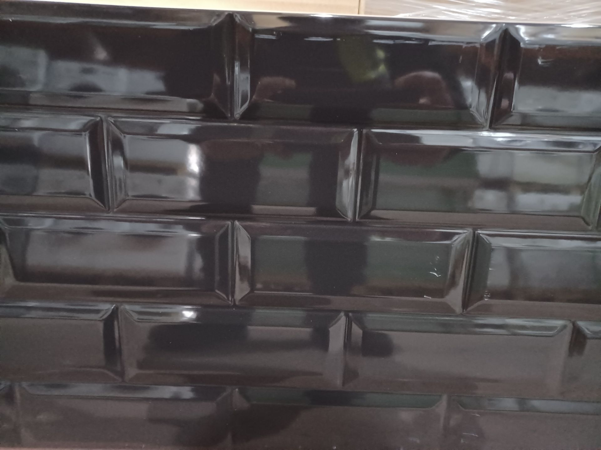 10 X PACKS OF Millenium Black Gloss Brick effect Ceramic Wall Tile.(L)600mm (W)300mm. EACH PACK - Image 2 of 2