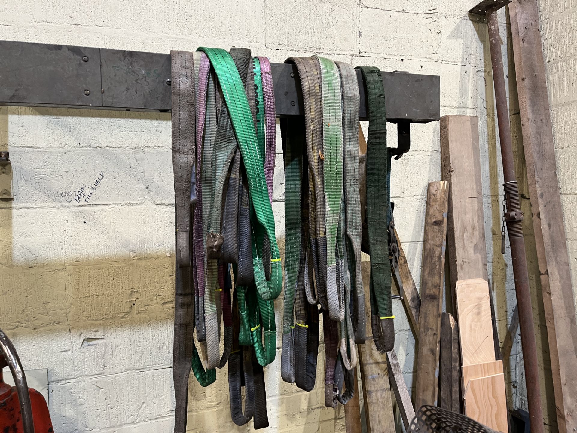 LARGE QTY OF ASSORTED LIFTING EQUIPMENT (BUILDING 2)