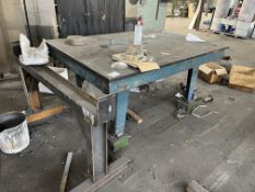 LARGE HEAVY DUTY METAL WORK BENCH SIZE: 1810L X 1220D X 910H