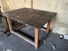 METAL TOPPED WORKBENCH SIZE: 1500(L) X 1200(D) X 900MM (H) (BUILDING 2)