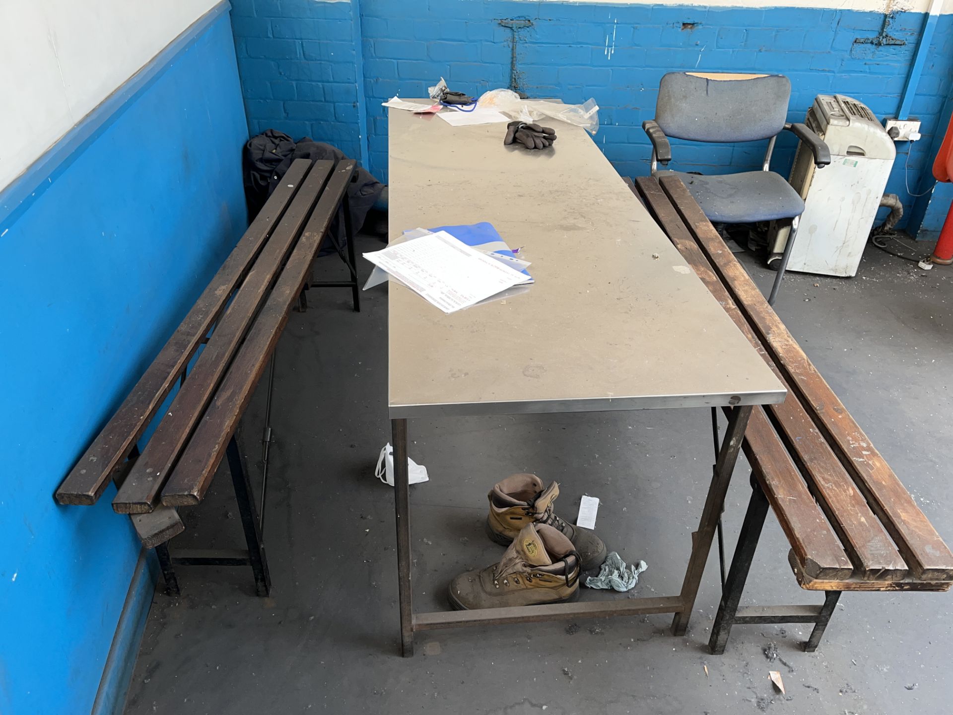 CONTENTS TO CANTEEN SEATING AREA AS VIEWED