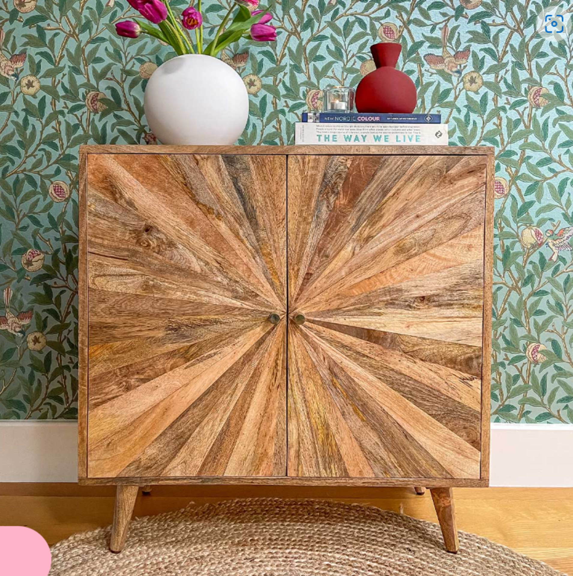 Florence Sunburst Sideboard, Mango Wood. A warm oak style finish perfectly compliments the - Image 2 of 2