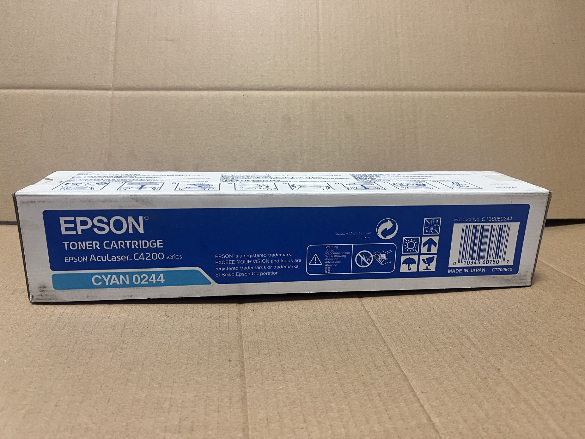 BRAND NEW EPSON C13S050244 CYAN TONER CARTRIDGE RRP £290 EBR