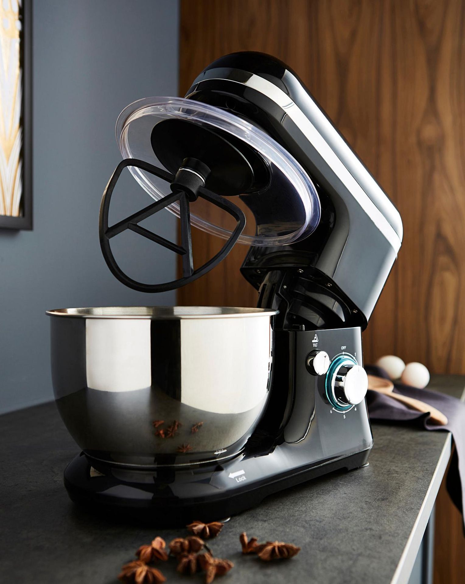 4 Litre Black Stand Mixer RRP £158.00 (117997)