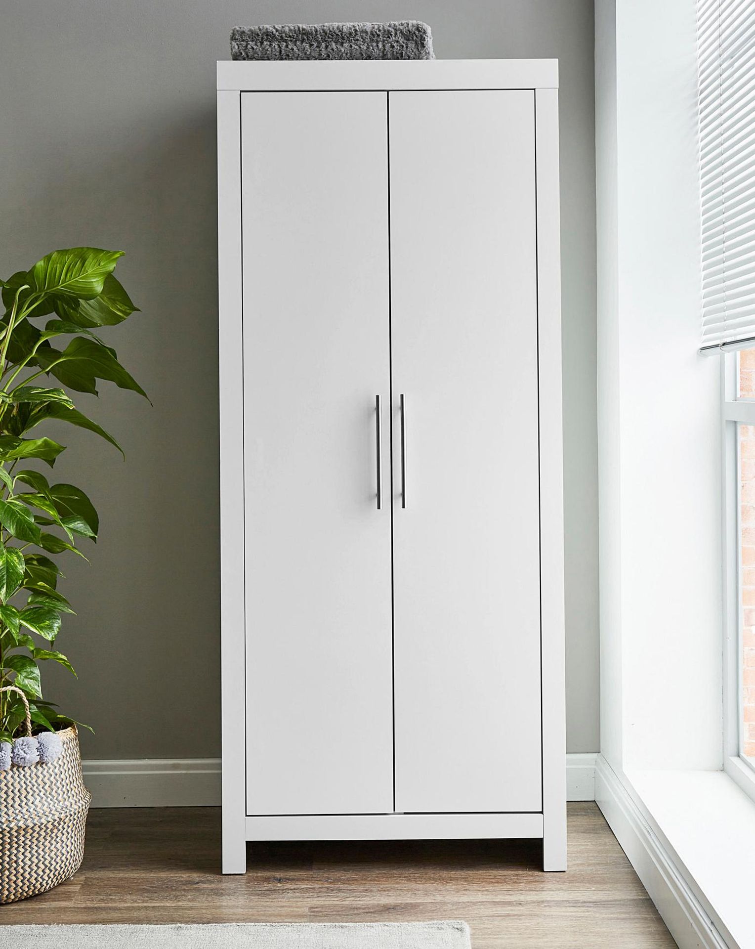 Dakota 2 Door Wardrobe RRP £478.00 (117996)