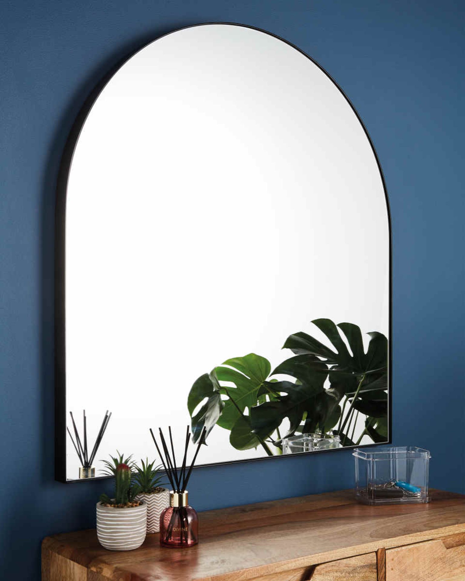 Luxury Black Arch Mirror. Upgrade your indoor space with this Luxury Black Arch Mirror. This modern,