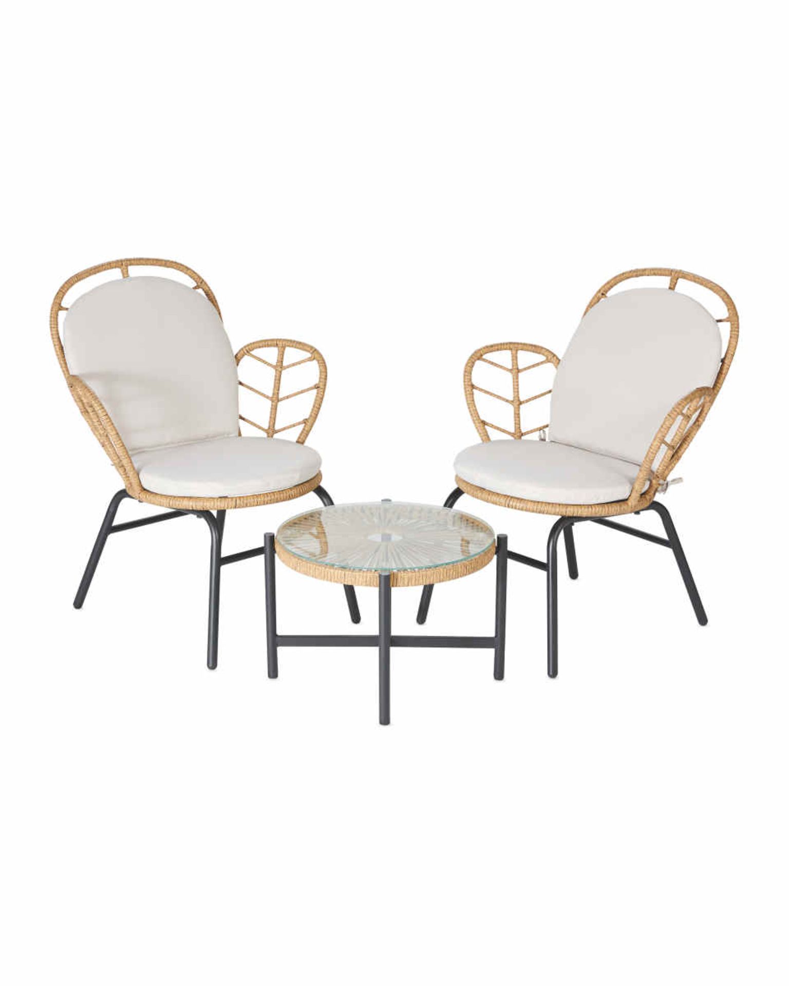 Luxury Petal Rattan Bistro Set. Transform your garden and create a space where you can relax with - Image 2 of 3