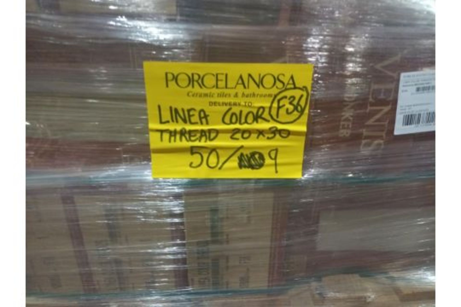 PALLET TO CONTAIN 40 x PACKS OF PORCELANOSA PARK LINEA COLOR THREADS WALL TILES. SIZE: 200x316mm. - Image 2 of 3