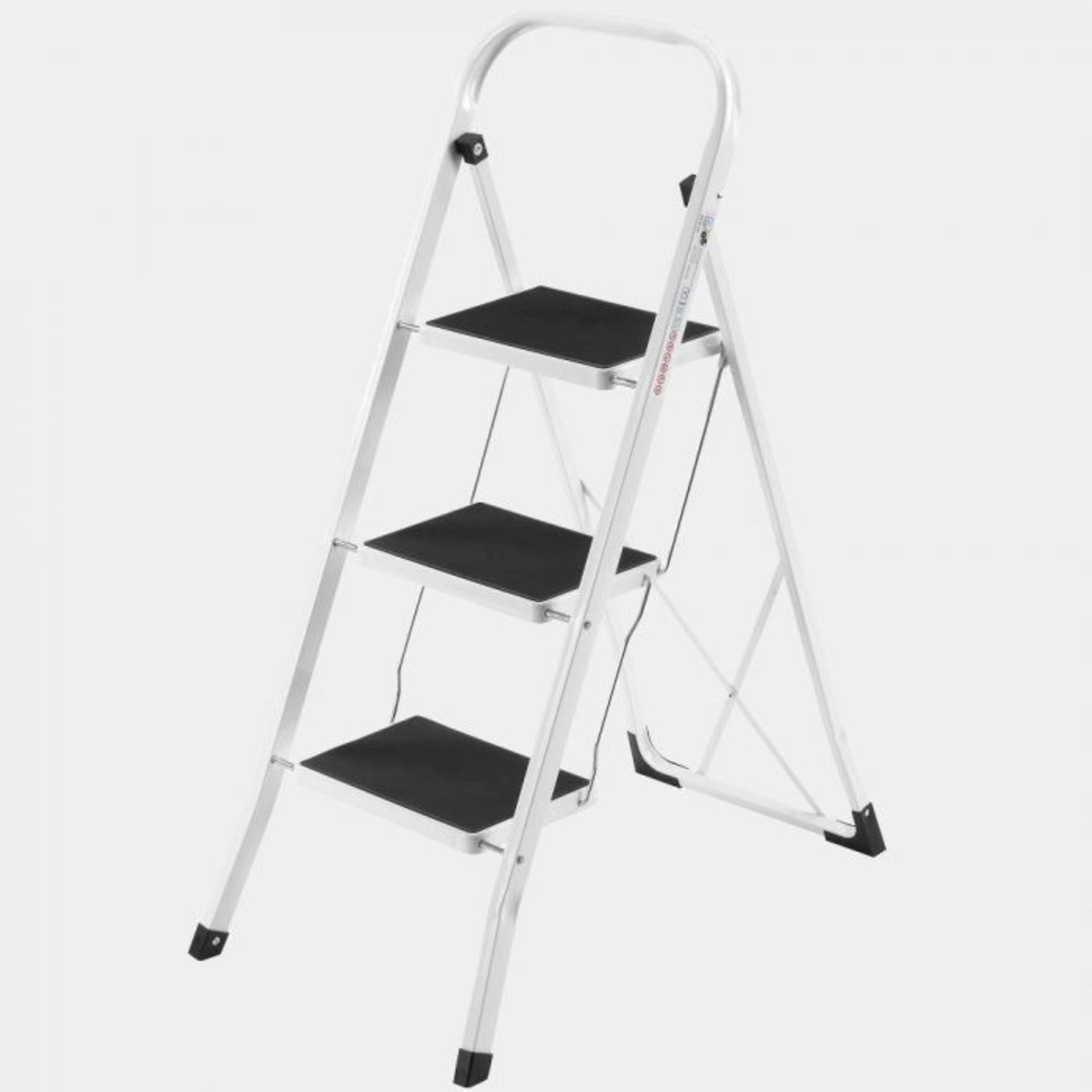 Heavy Duty 3 Step Ladder.Lightweight, portable and reliable, the luxury 3 Step Folding Step Ladder