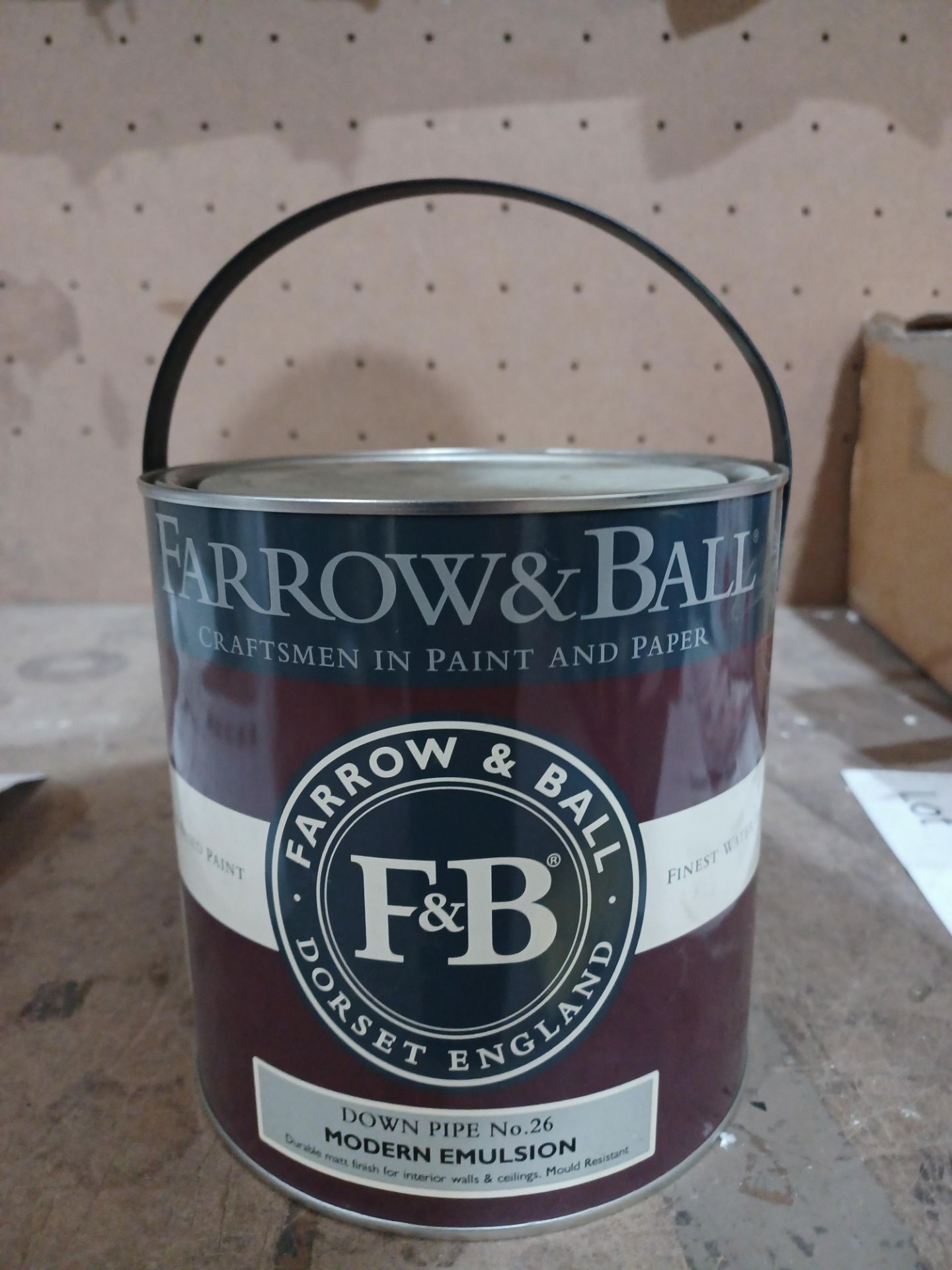 6 X NEW 2.5L TUBS OF FARROW & BALL MODERN EMULSION. STRONG WHITE No.2001. PCK
