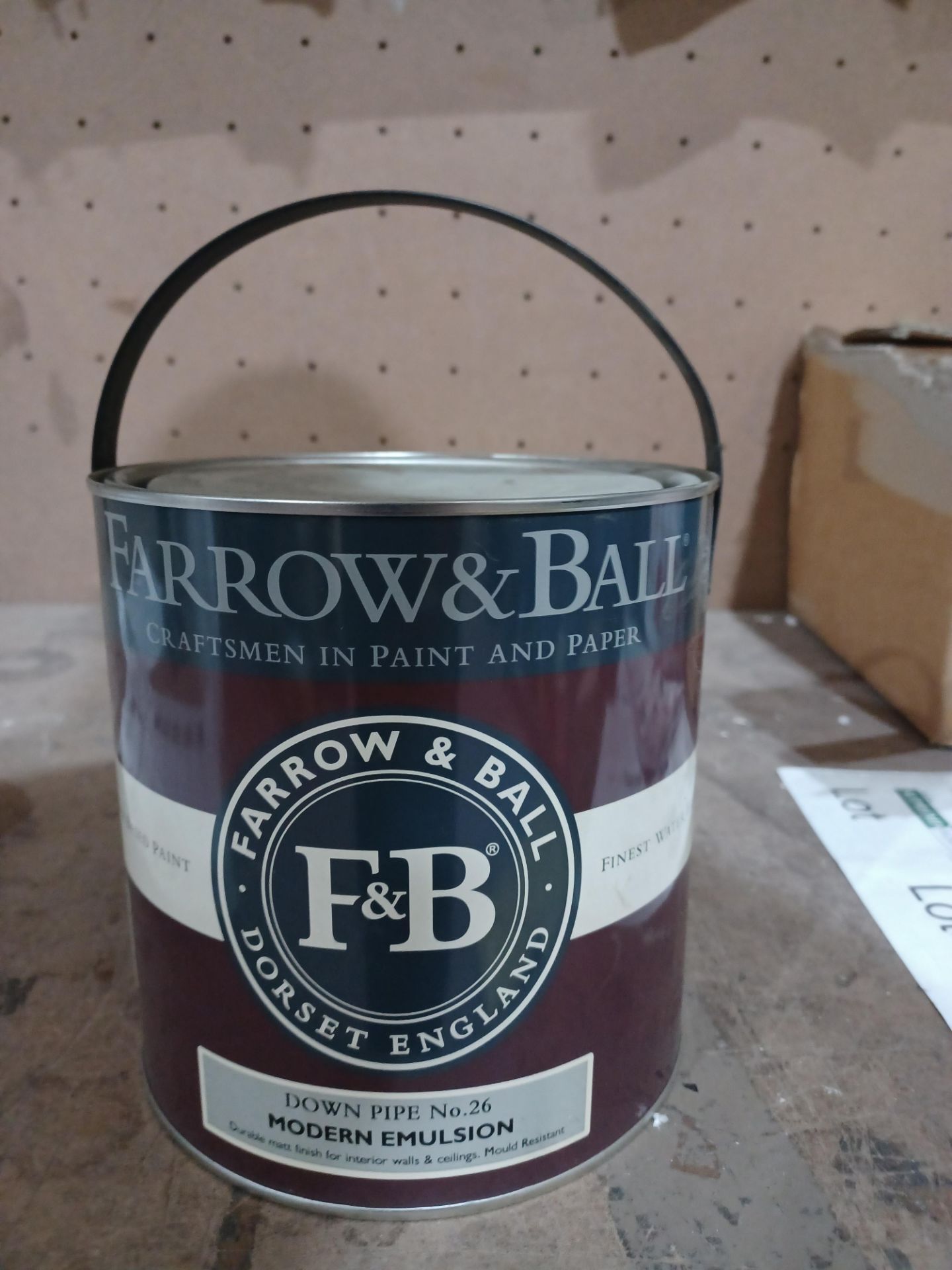 6 X NEW 2.5L TUBS OF FARROW & BALL MODERN EMULSION. STRONG WHITE No.2001. PCK
